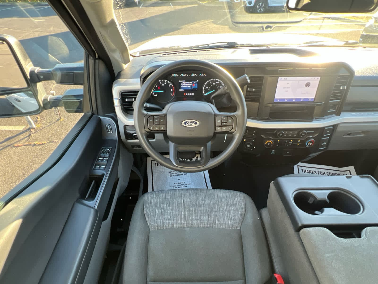 2023 Ford Super Duty F-250 SRW XL photo 2