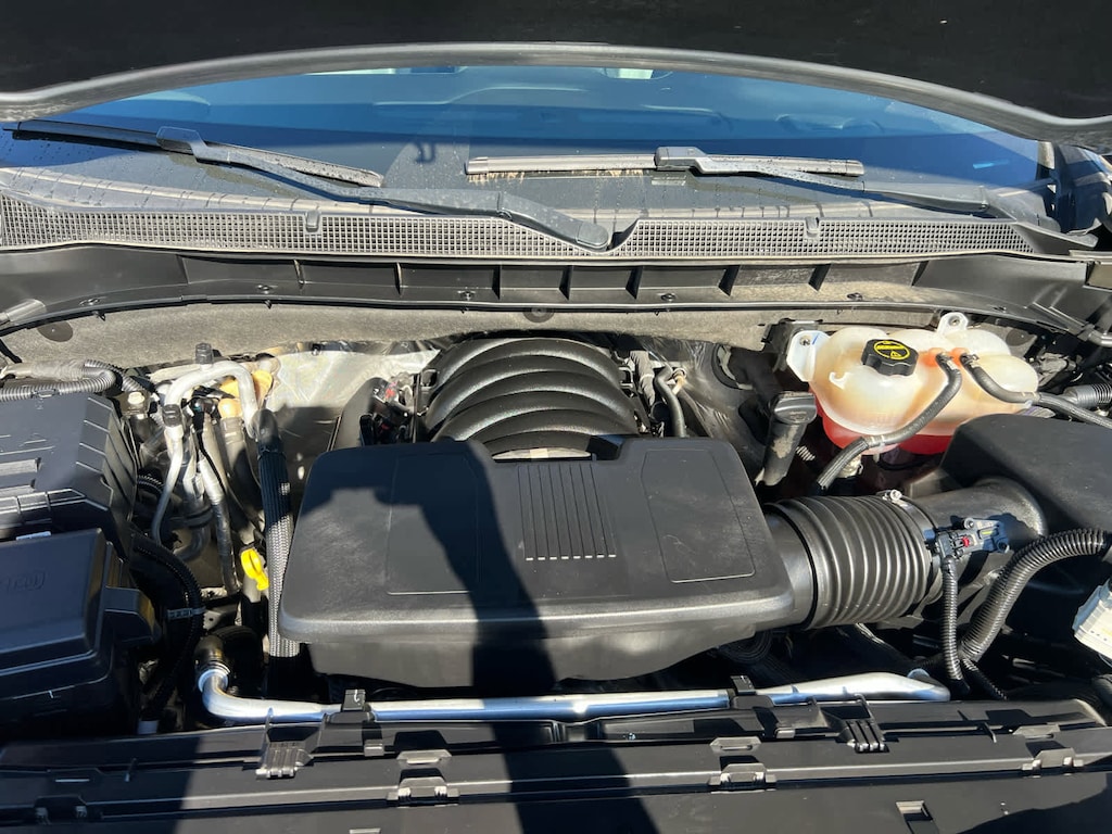 Used 2024 Chevrolet Suburban LT SUV