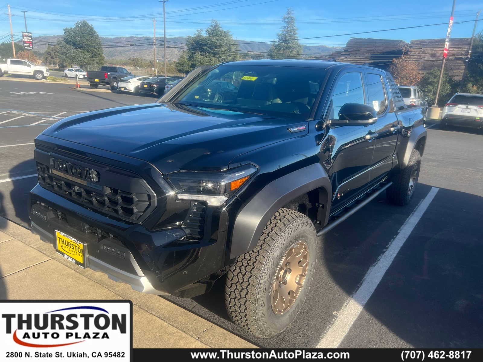 2025 Toyota Tacoma Trailhunter's photo