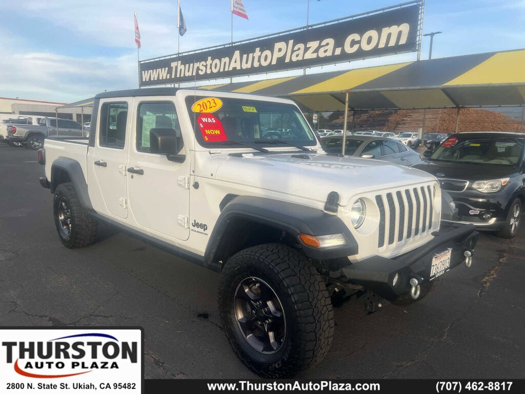 Used 2023 Jeep Gladiator Sport Truck Crew Cab