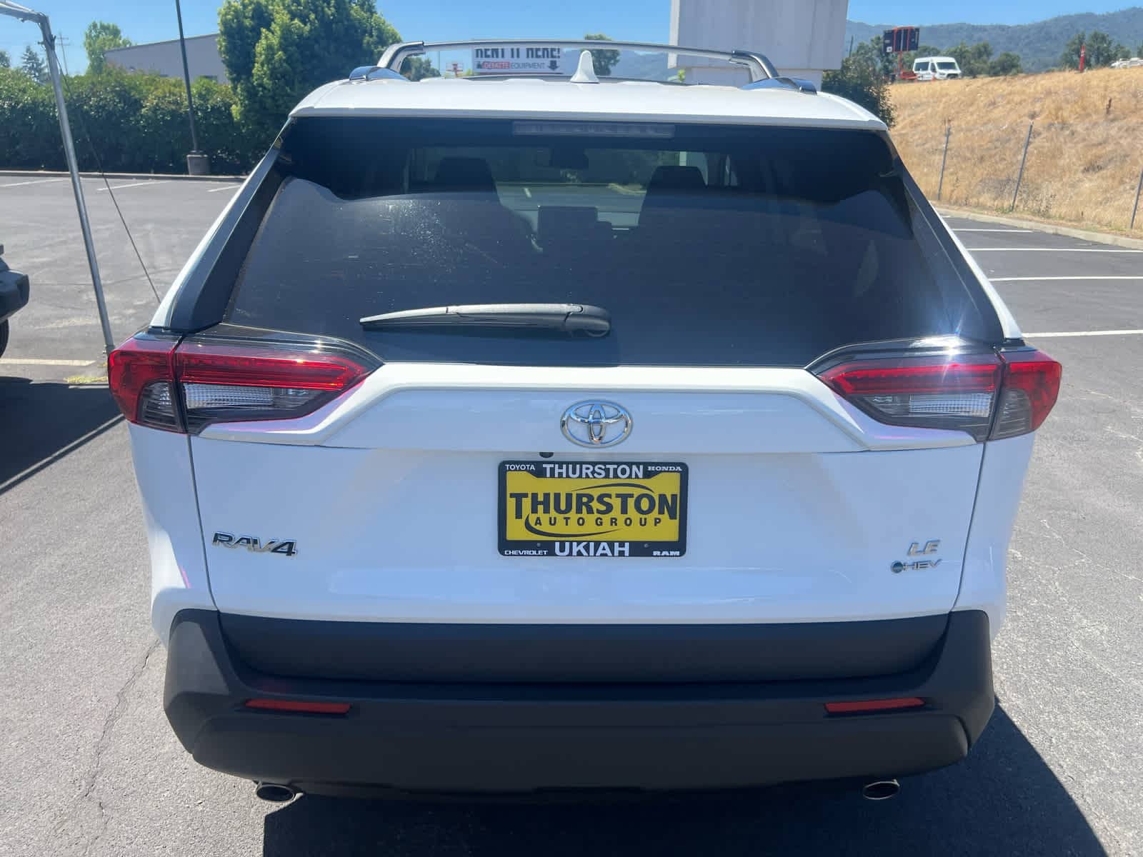 2025 Toyota RAV4 LE - Photo 9