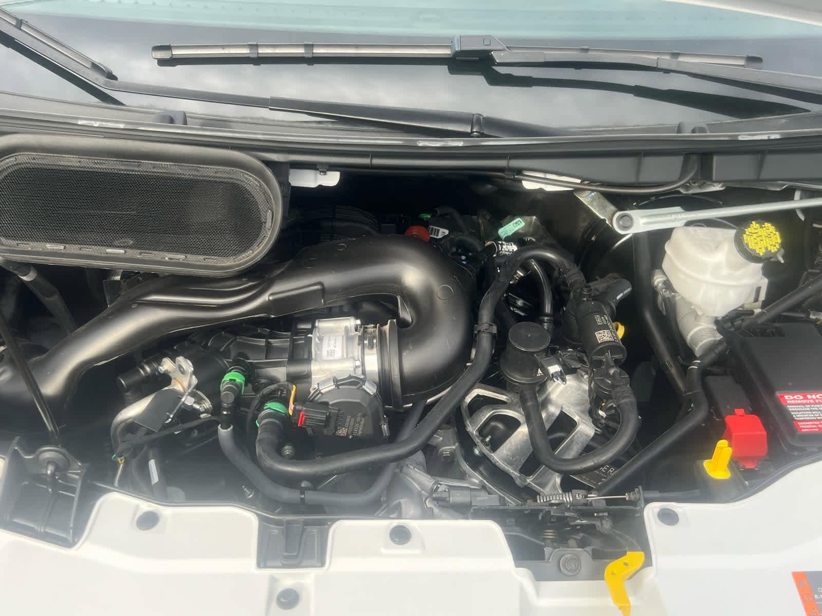 2024 Ford Transit Cargo Van T250 LOW RF photo 3