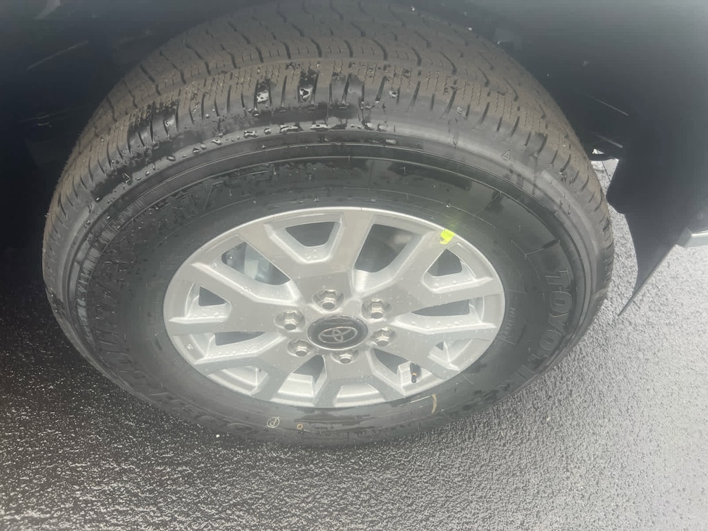 New 2025 Toyota Tacoma SR5 Truck Double Cab