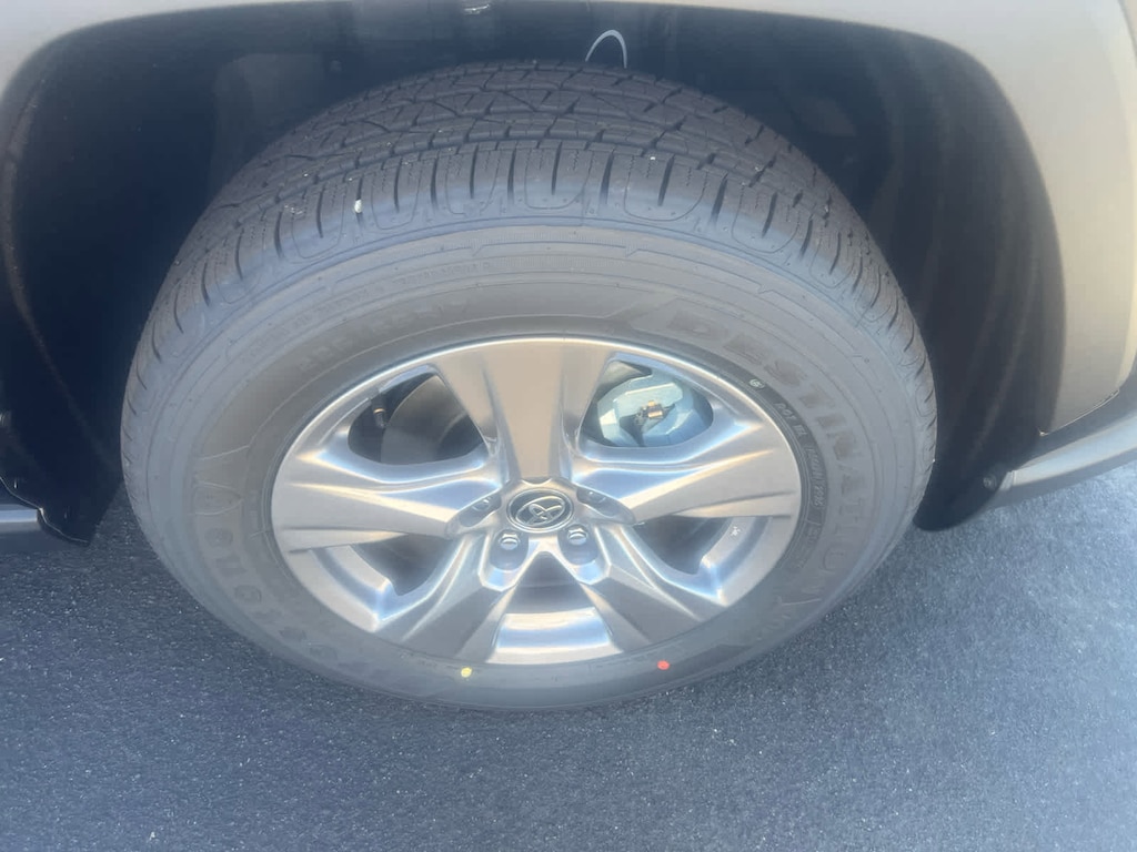 New 2025 Toyota RAV4 Hybrid XLE SUV