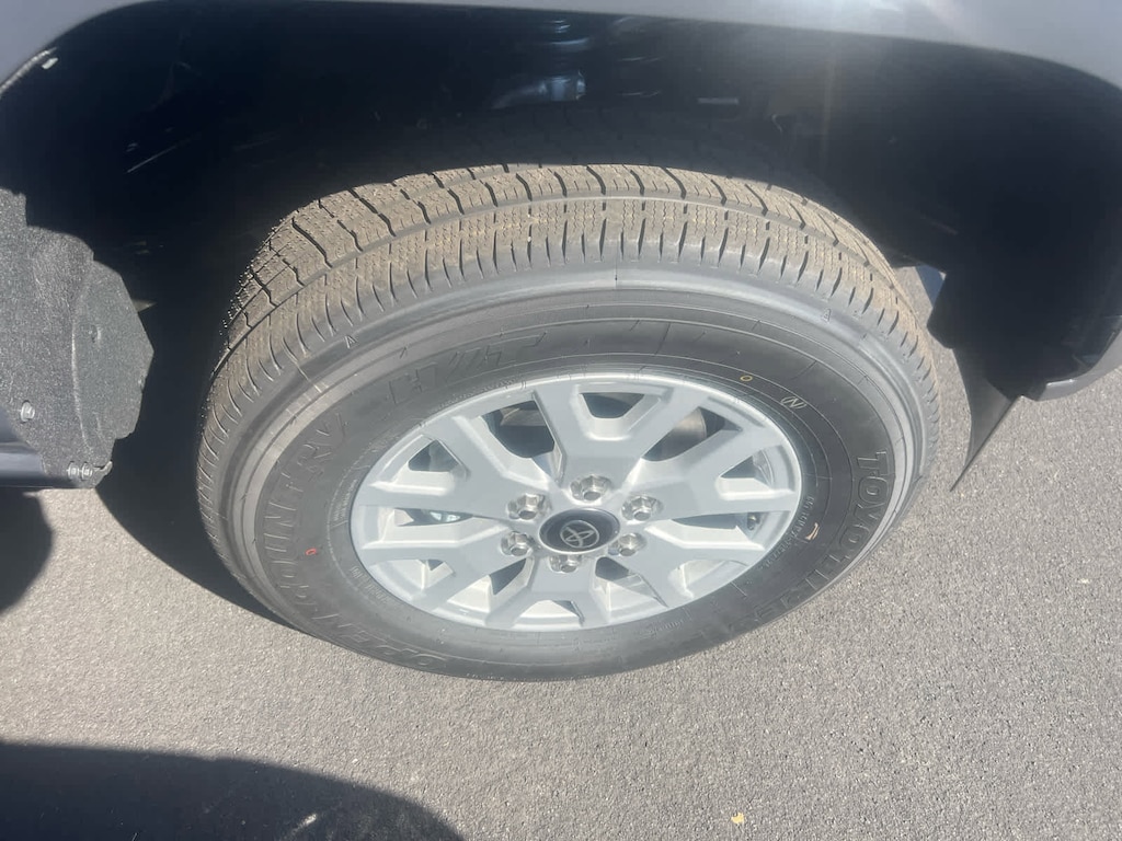 New 2025 Toyota Tacoma SR5 Truck Double Cab