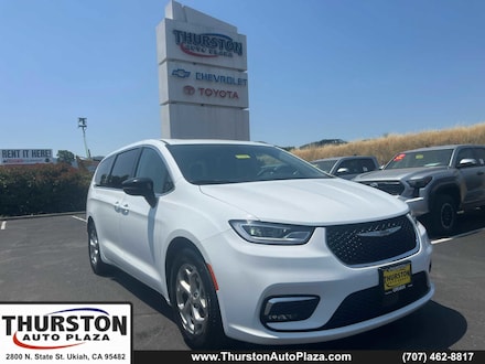 2024 Chrysler Pacifica Limited Van Passenger Van