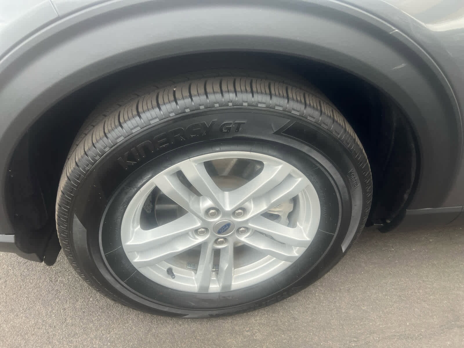 2024 Ford Explorer XLT photo 6