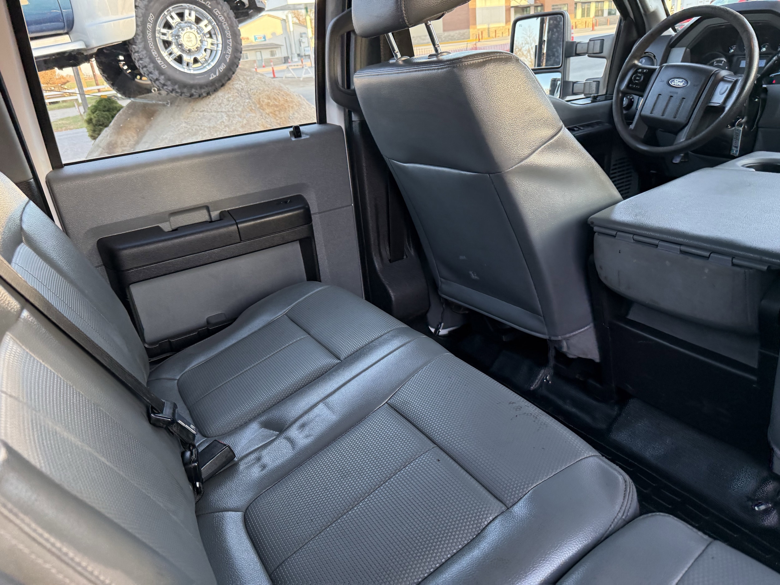 2013 Ford F-450 Super Duty Chassis Cab XL - Photo 27