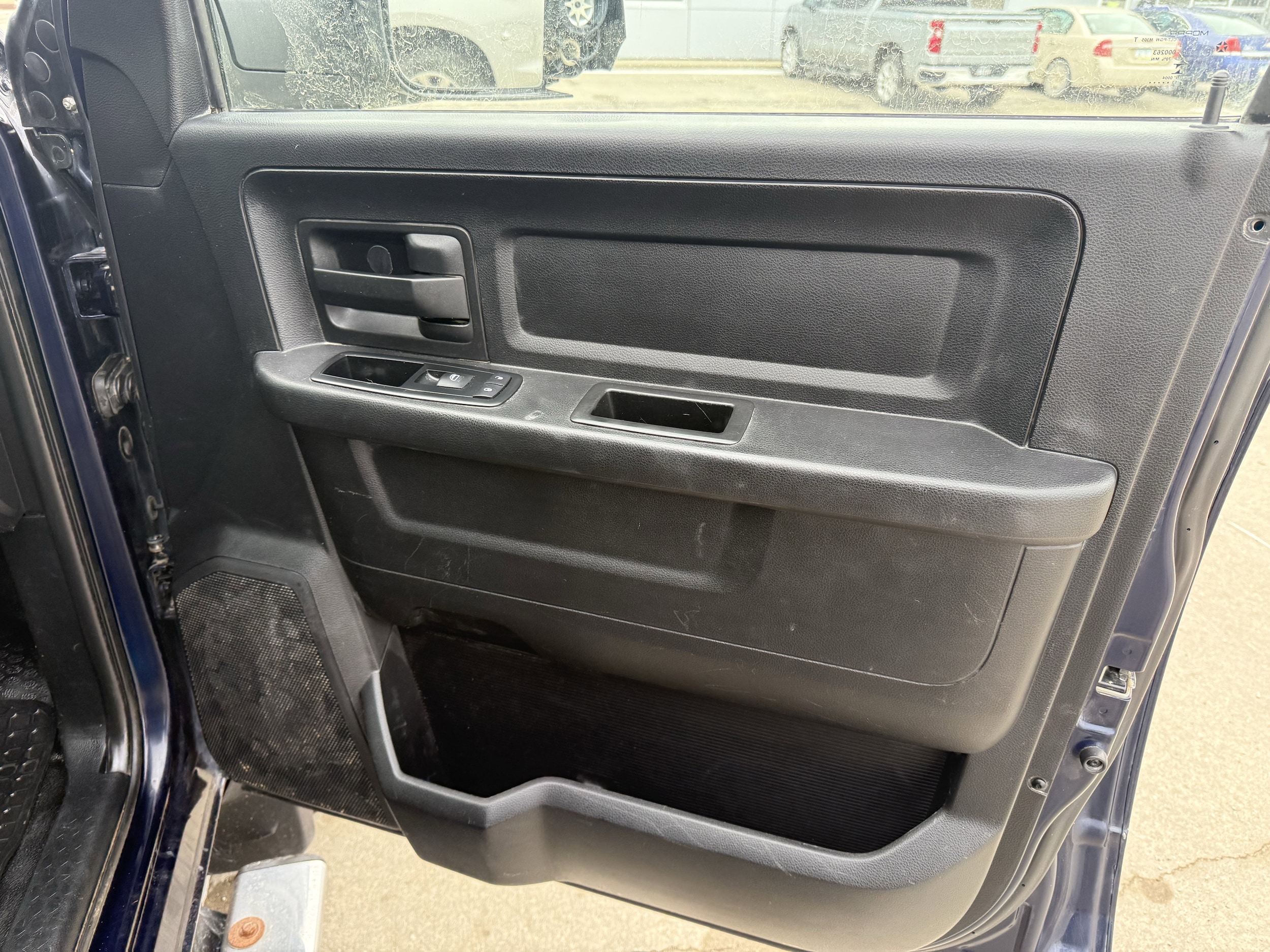 2014 RAM Ram 2500 Pickup Tradesman - Photo 18