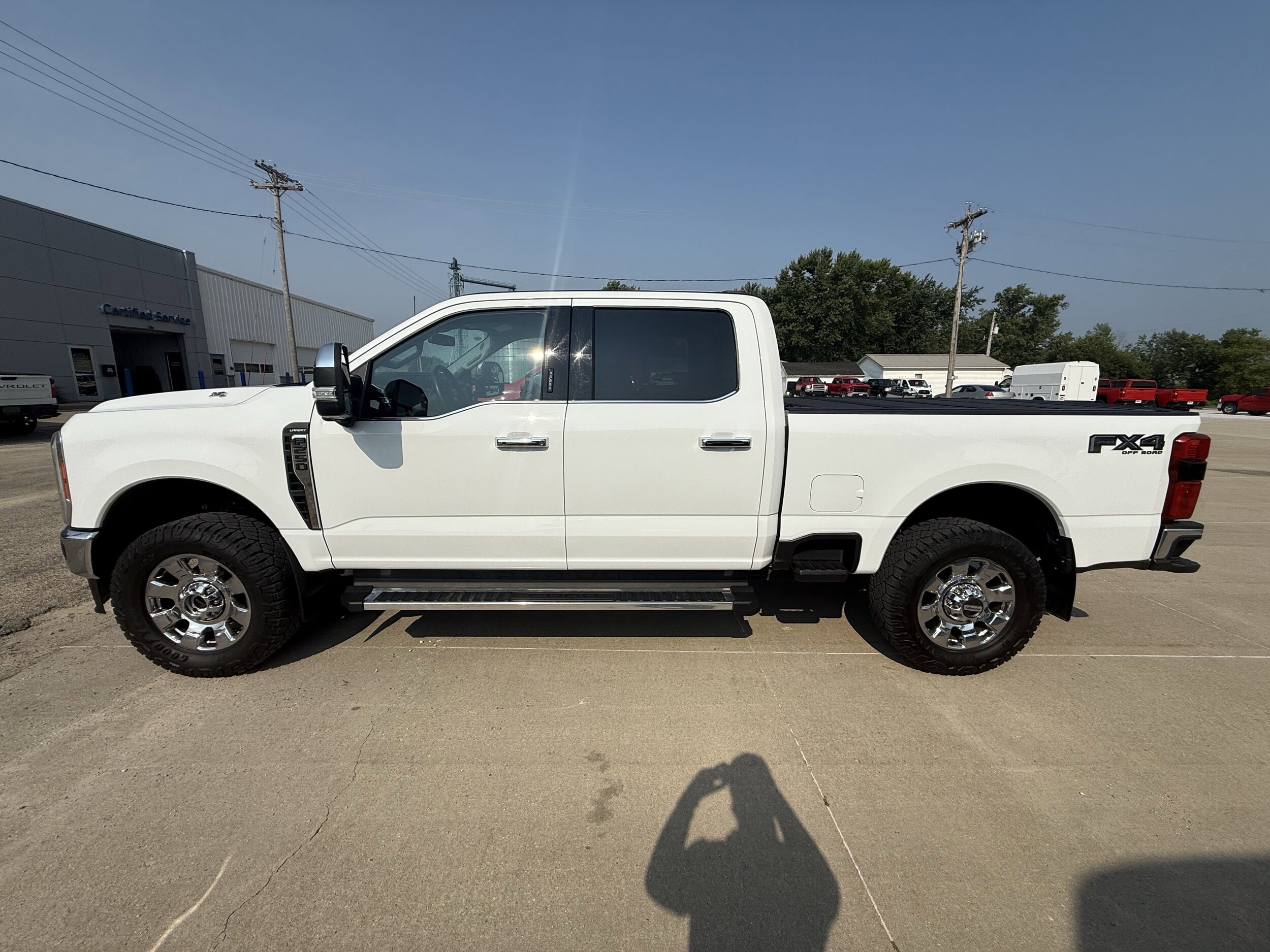 2023 Ford F-250 Lariat photo 3