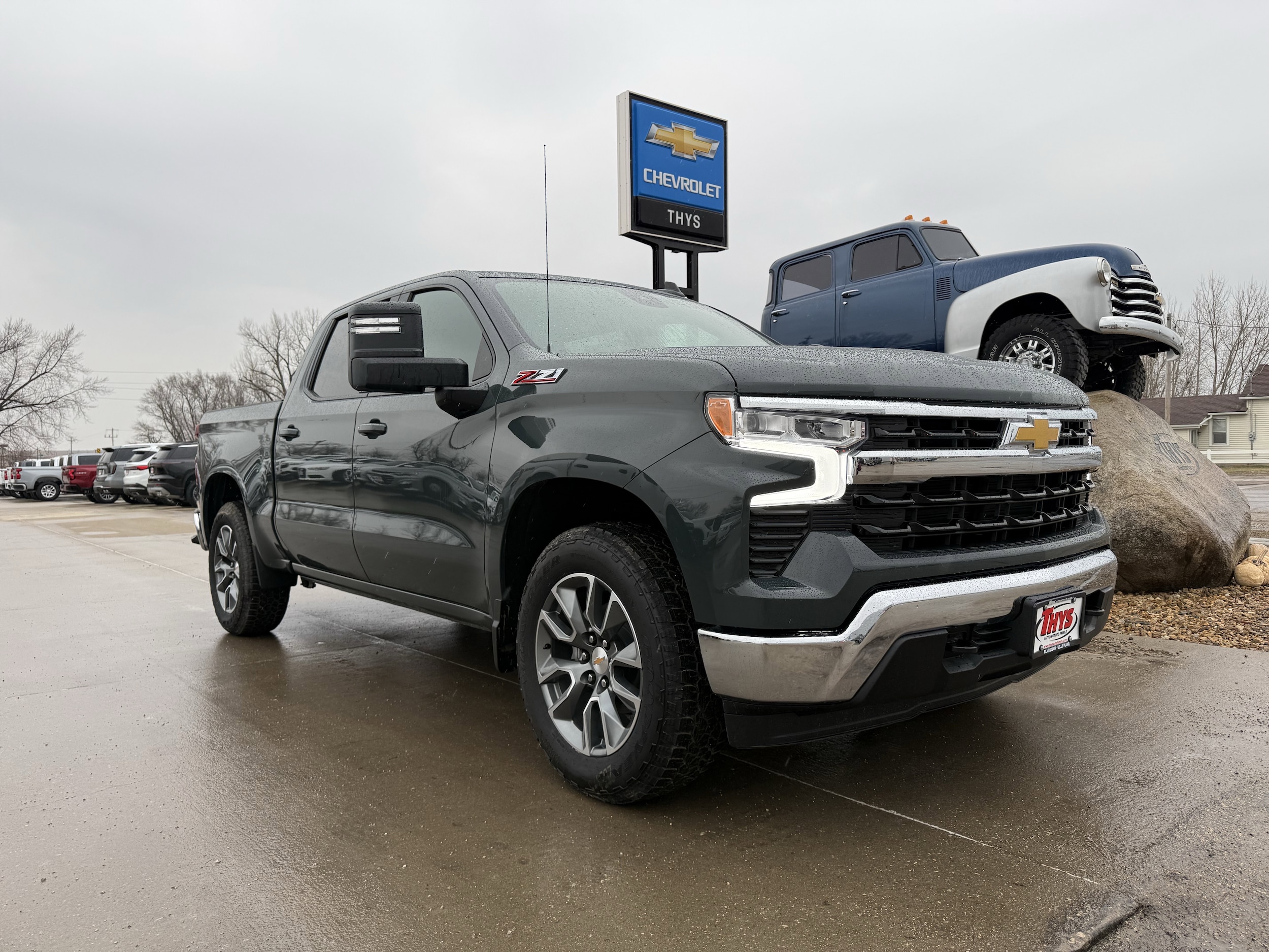 2026 Chevrolet Silverado 1500 LT's photo