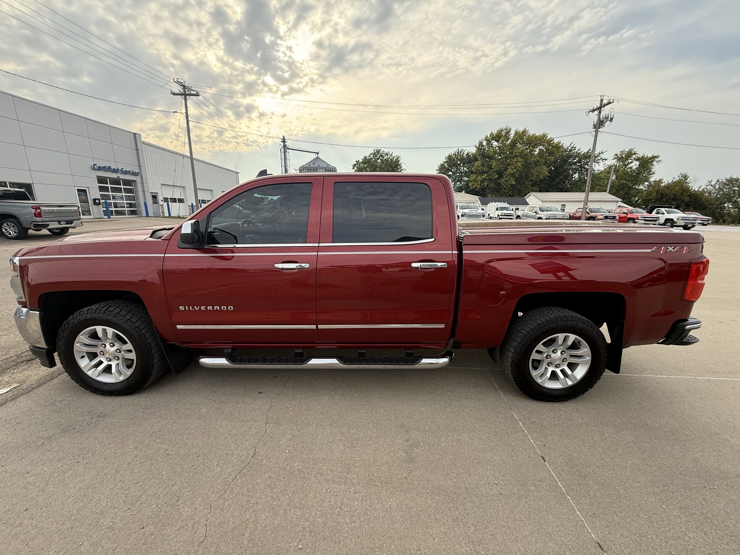 2018 Chevrolet Silverado 1500 LTZ photo 3