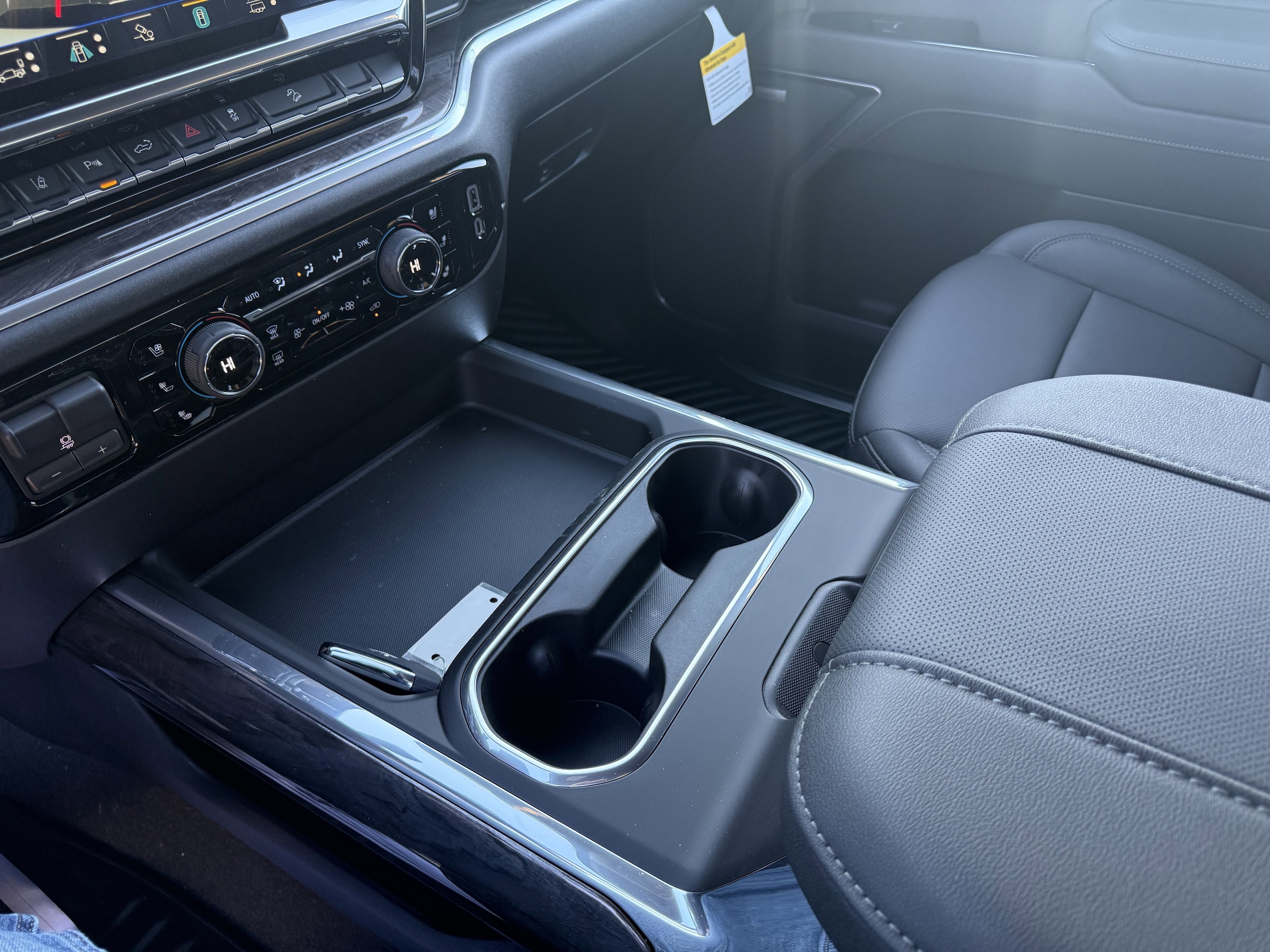 2026 Chevrolet Silverado 3500 HD LTZ - Photo 24