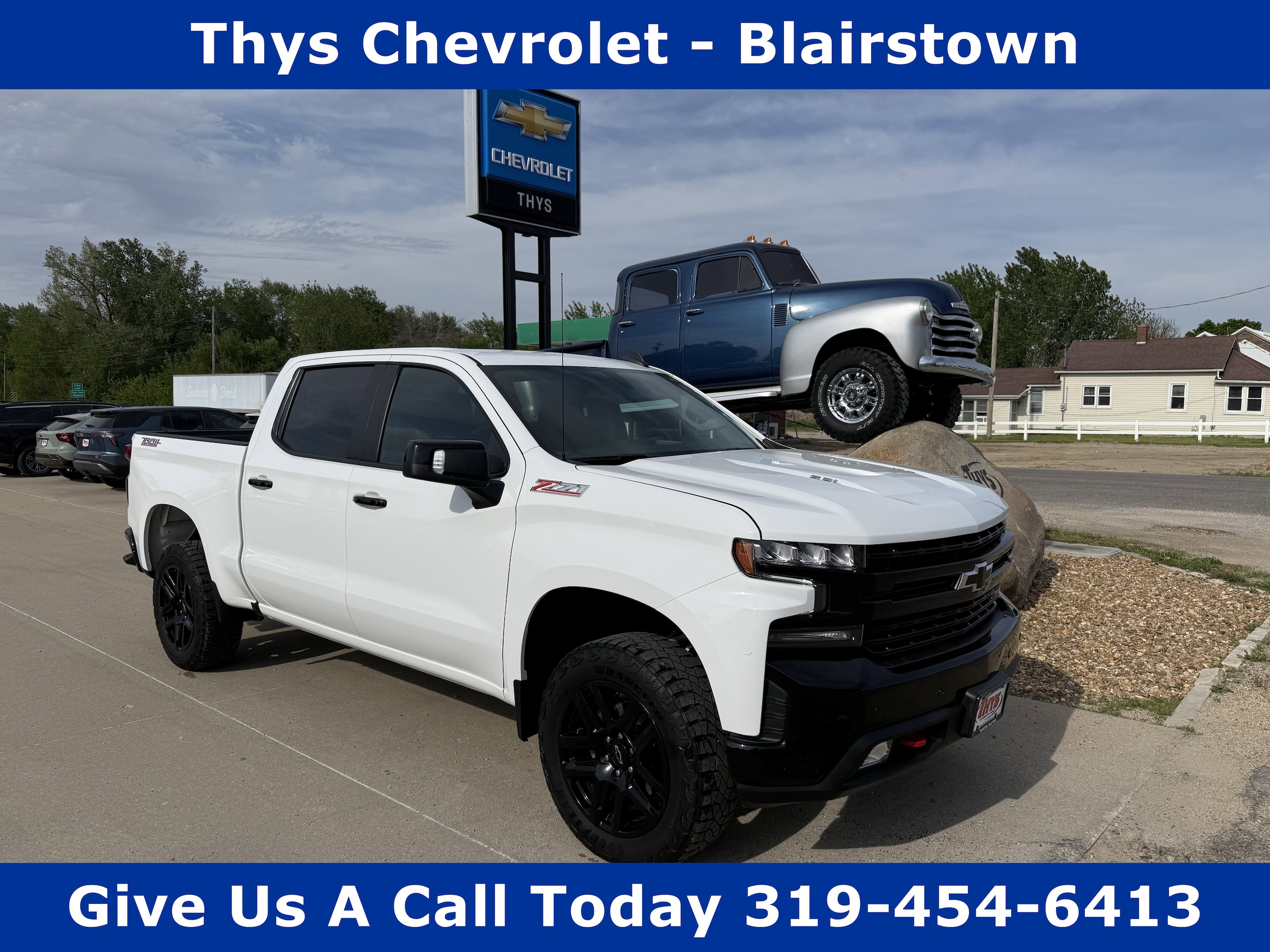 2022 Chevrolet Silverado 1500 LT Trail Boss 4X4 Crew Cab Short Box's photo