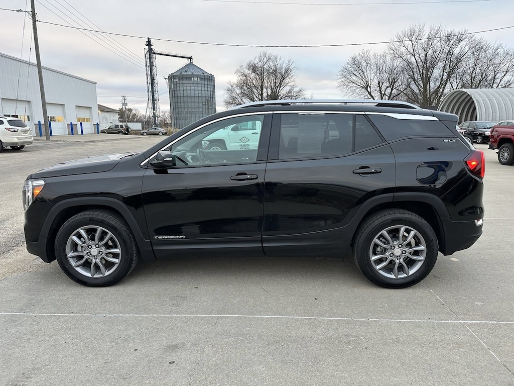 Used 2024 GMC Terrain SLT AWD SLT