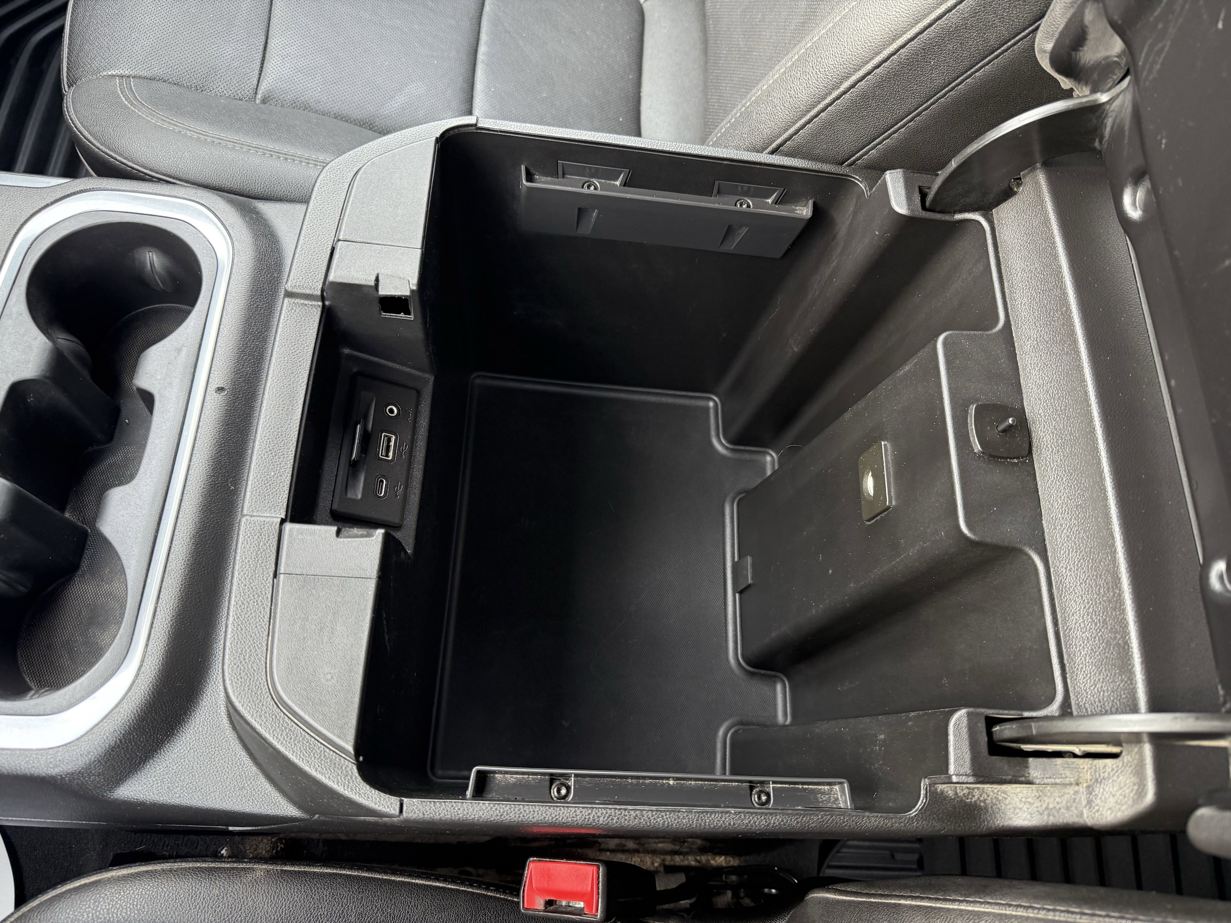 2023 Chevrolet Silverado 3500HD LTZ - Photo 23