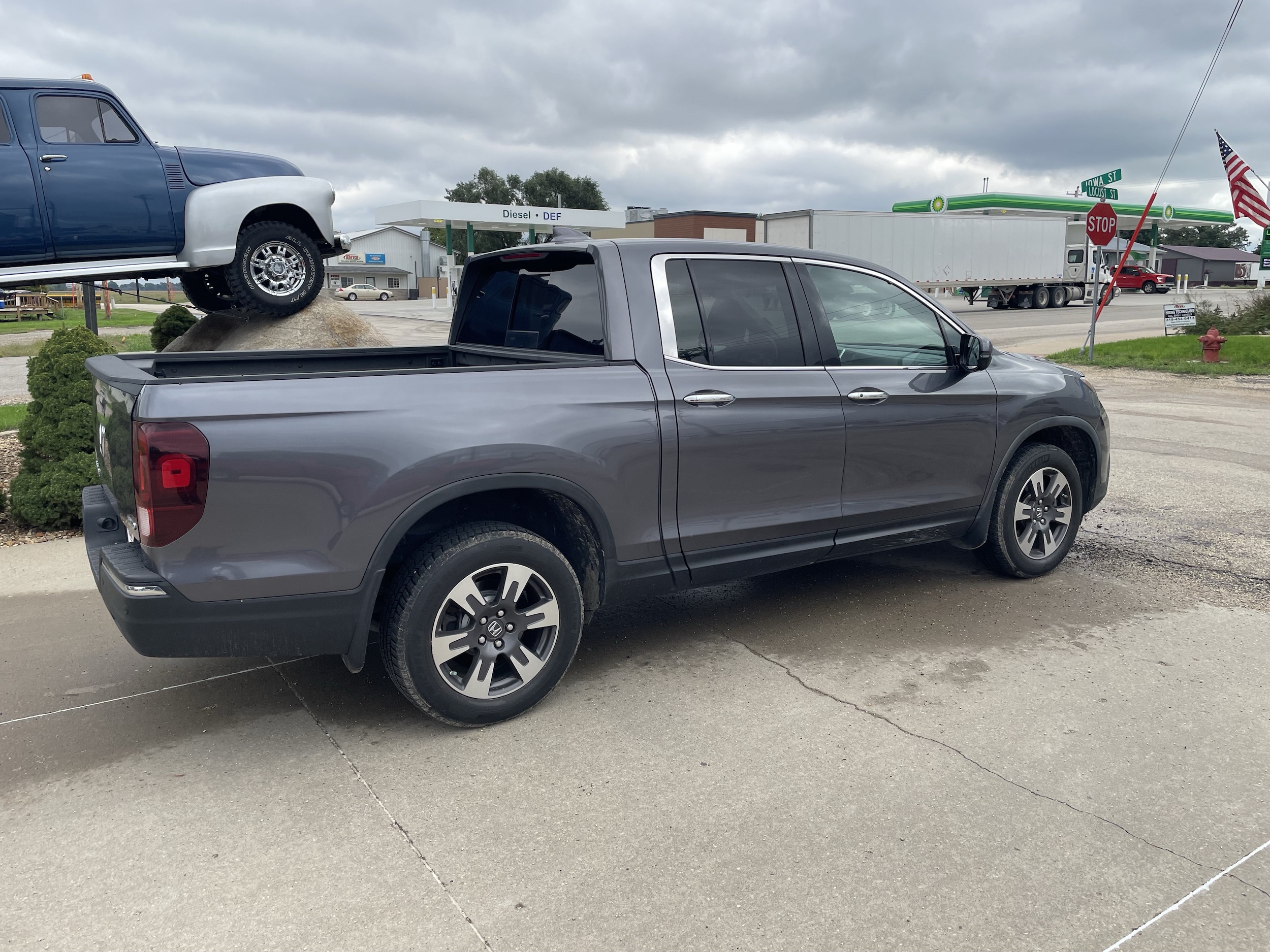 Used 2019 Honda Ridgeline RTL-E with VIN 5FPYK3F72KB023973 for sale in Blairstown, IA