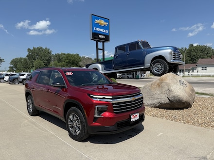 2025 Chevrolet Traverse LT SUV