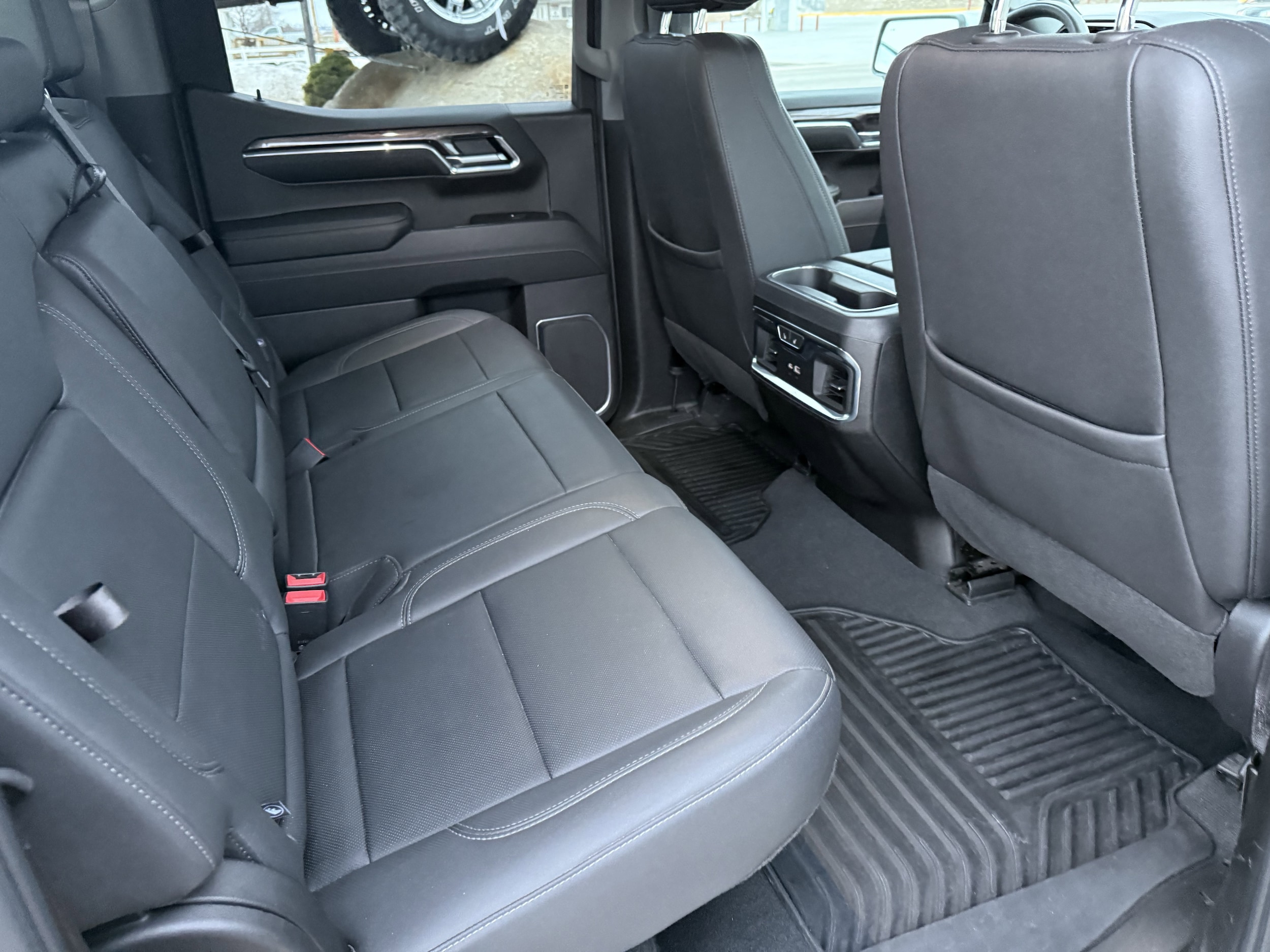 2024 Chevrolet Silverado 1500 LTZ - Photo 29