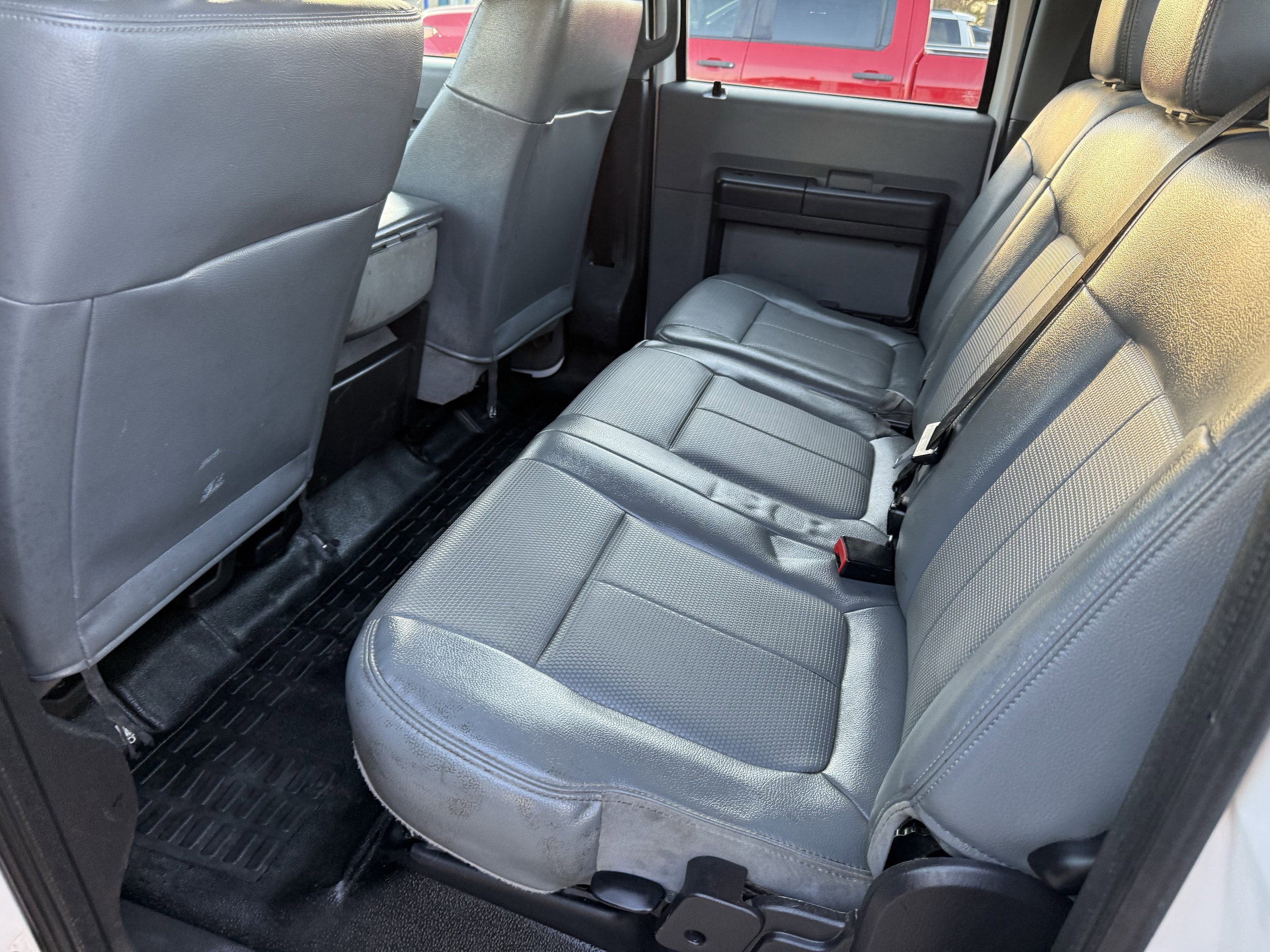 2013 Ford F-450 Super Duty Chassis Cab XL - Photo 29