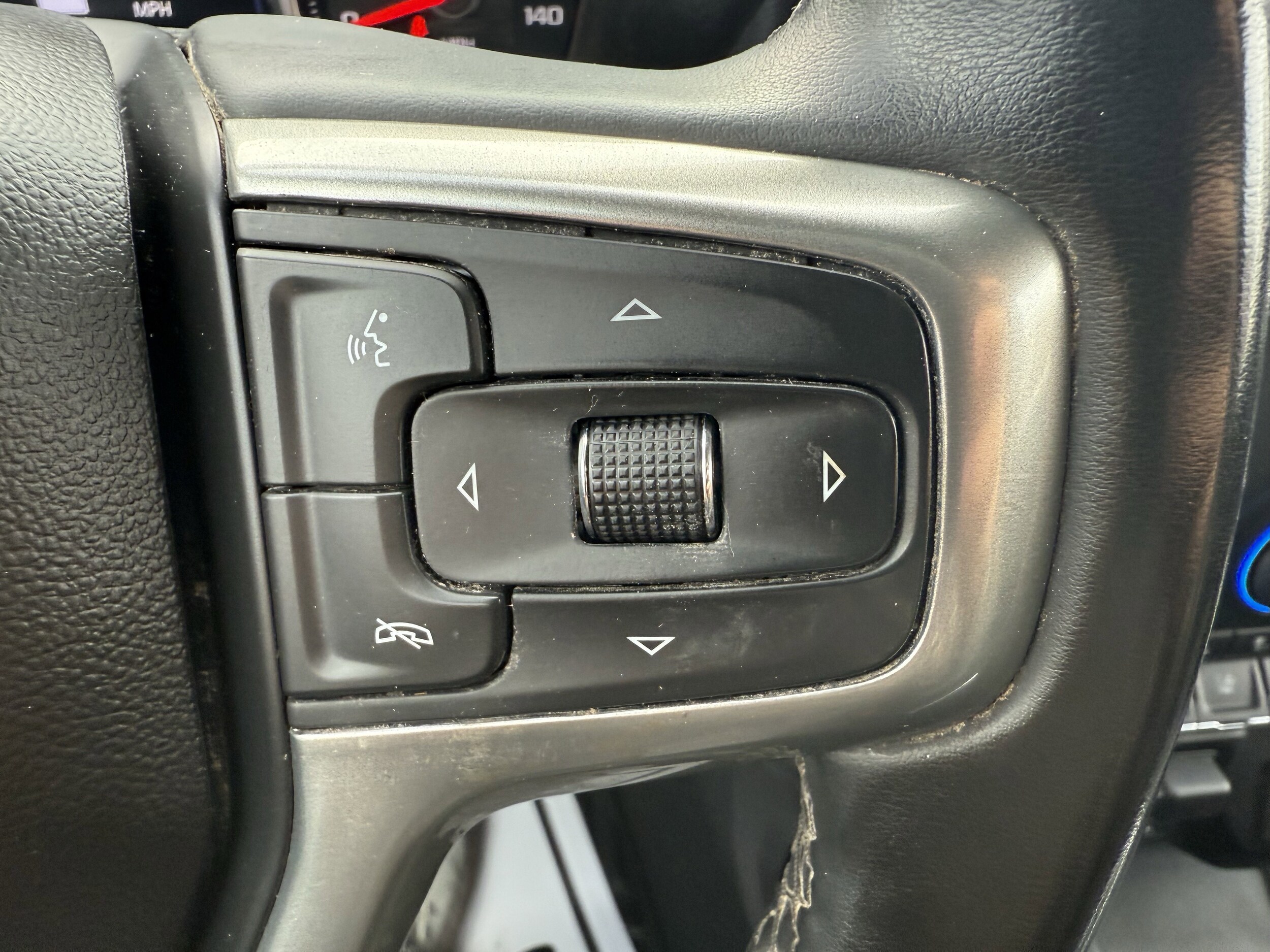 2023 Chevrolet Silverado 3500HD LTZ - Photo 16
