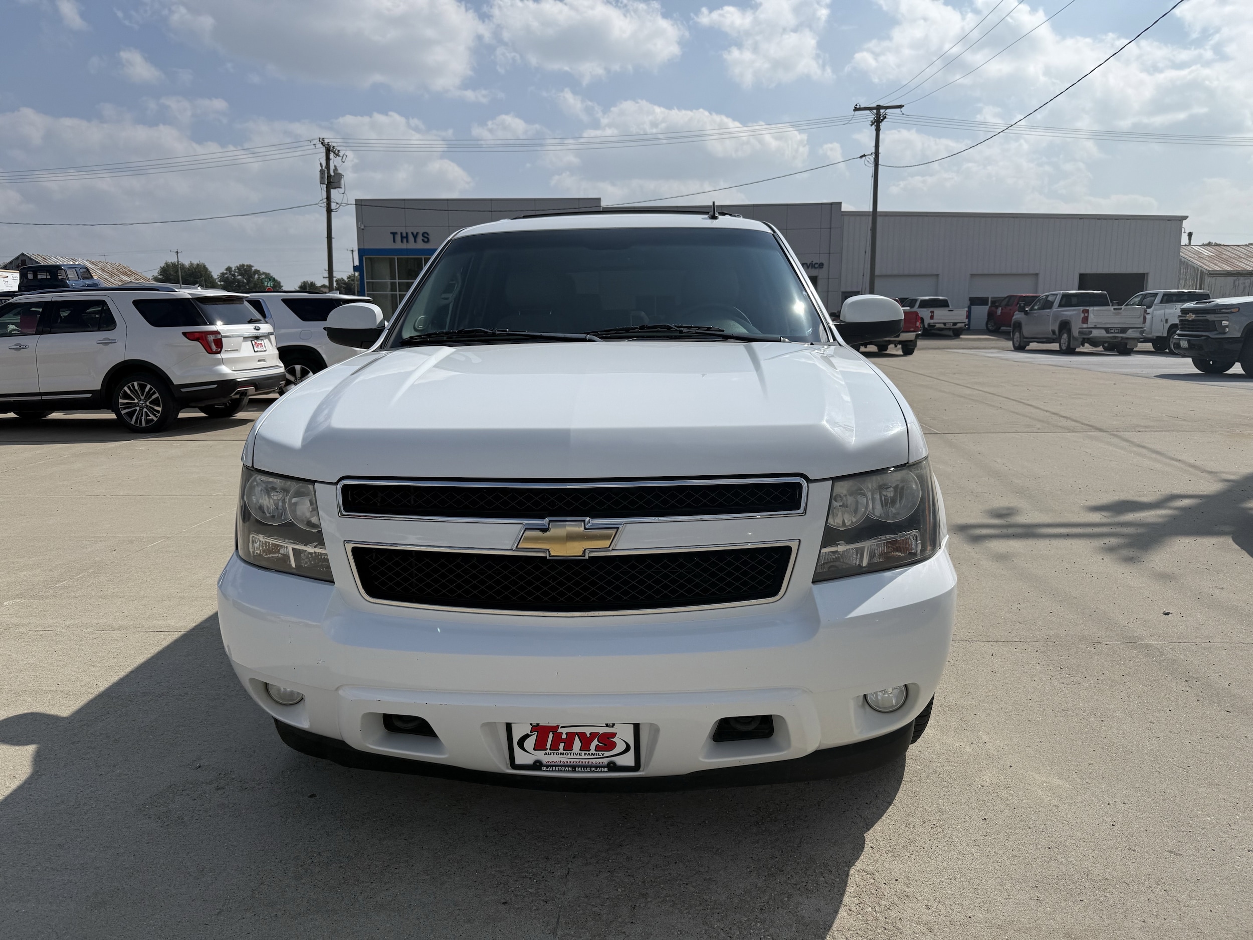 Used 2011 Chevrolet Tahoe LT with VIN 1GNSKBE00BR196437 for sale in Vinton, IA