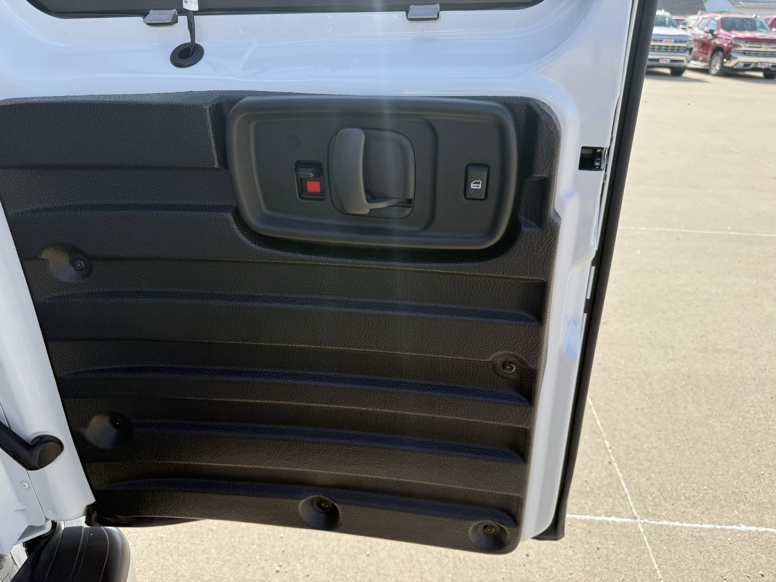 2025 Chevrolet Express Cargo Work Van - Photo 19