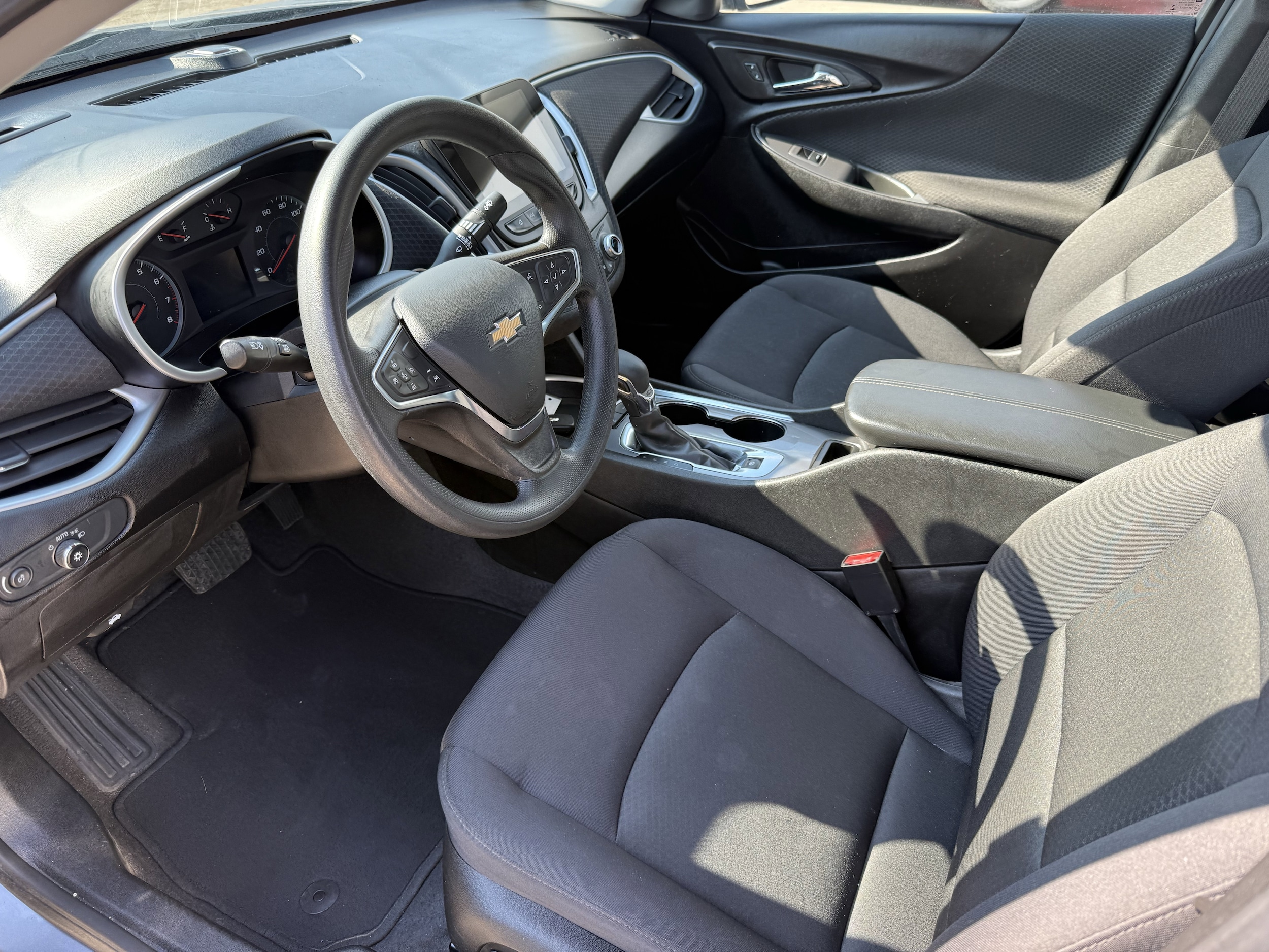 2024 Chevrolet Malibu 1LT - Photo 10