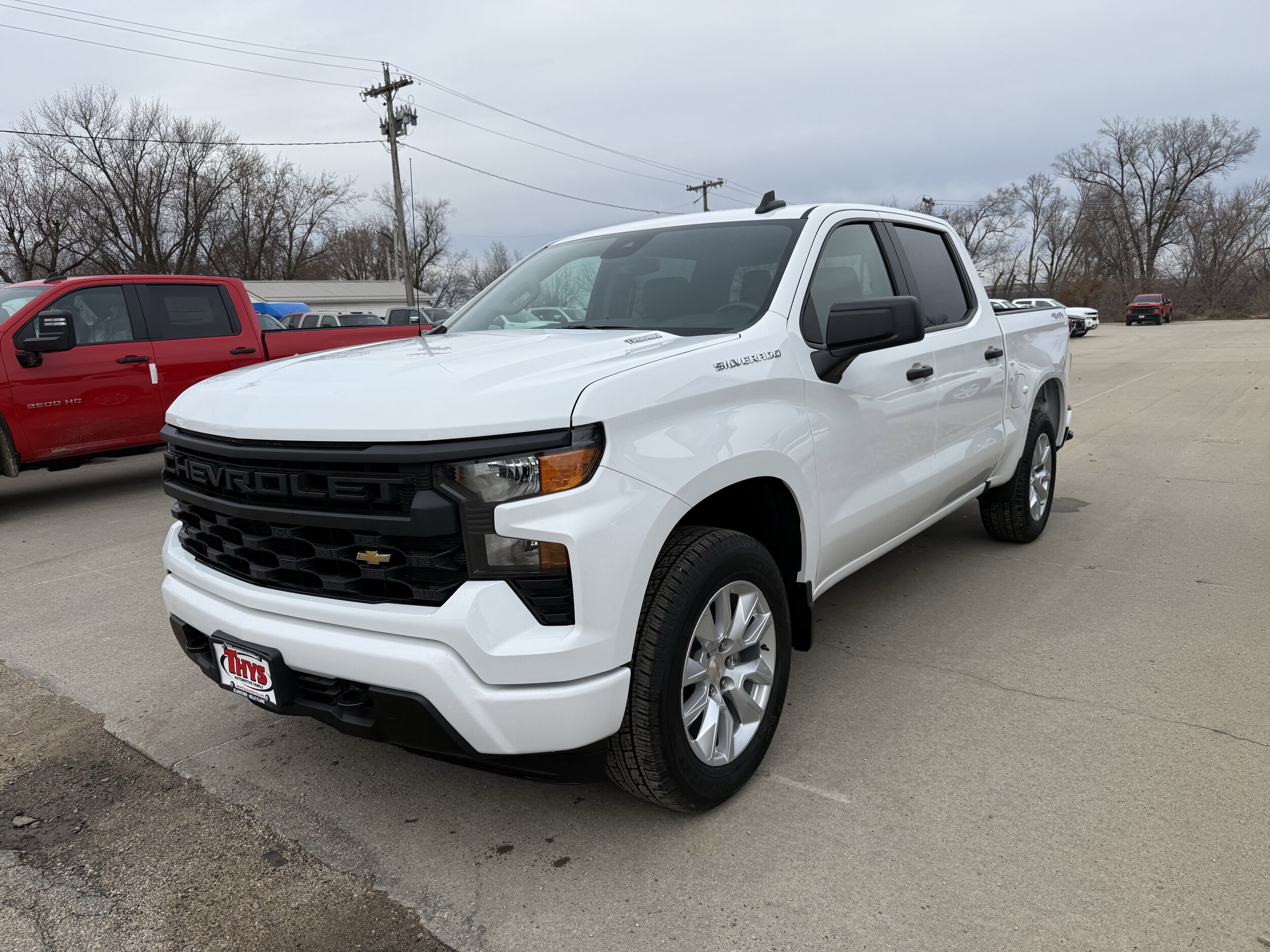 2026 Chevrolet Silverado 1500 Custom photo 3