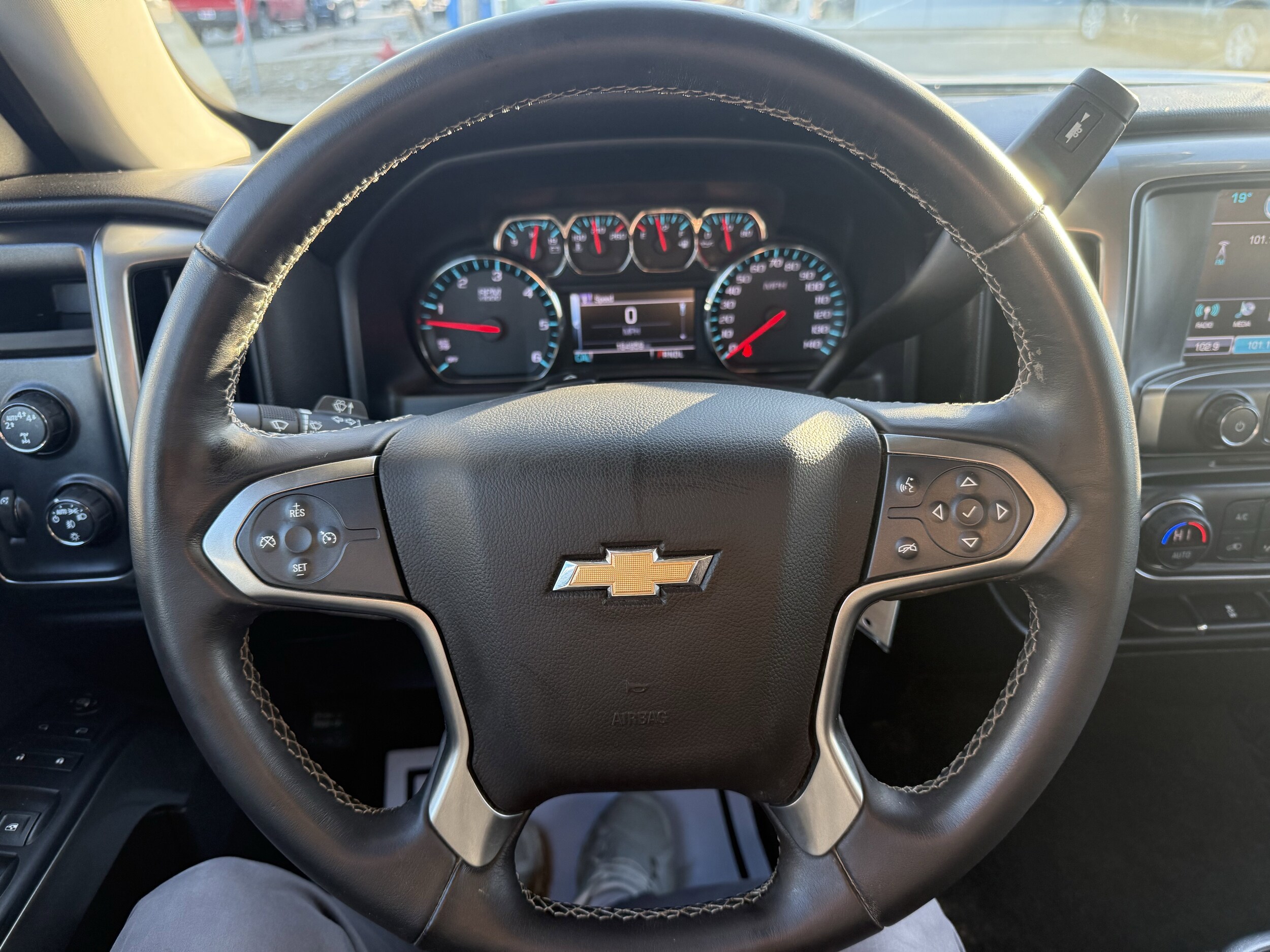 2018 Chevrolet Silverado 1500 LT - Photo 14