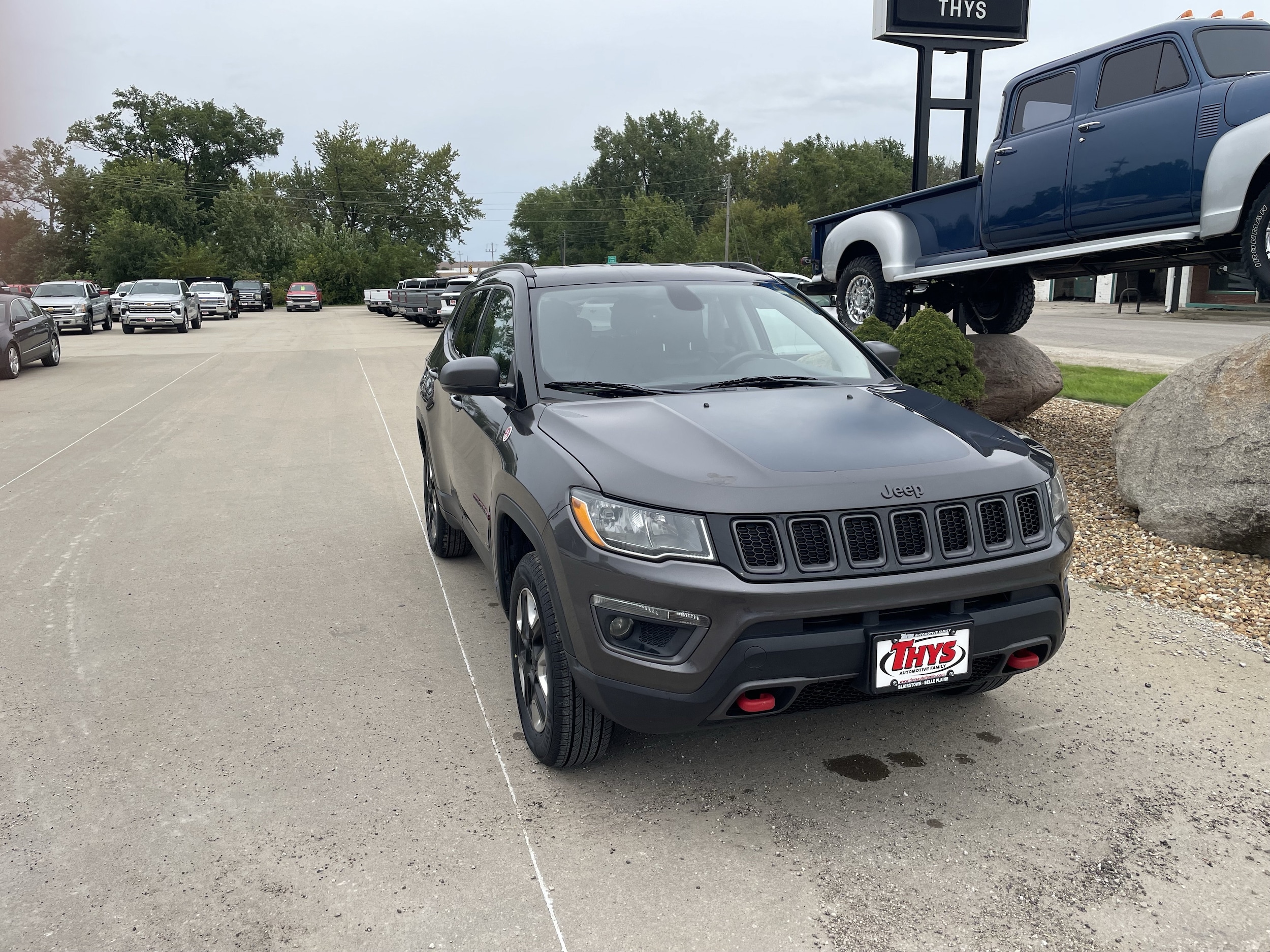 Used 2018 Jeep Compass Trailhawk with VIN 3C4NJDDB8JT348834 for sale in Blairstown, IA
