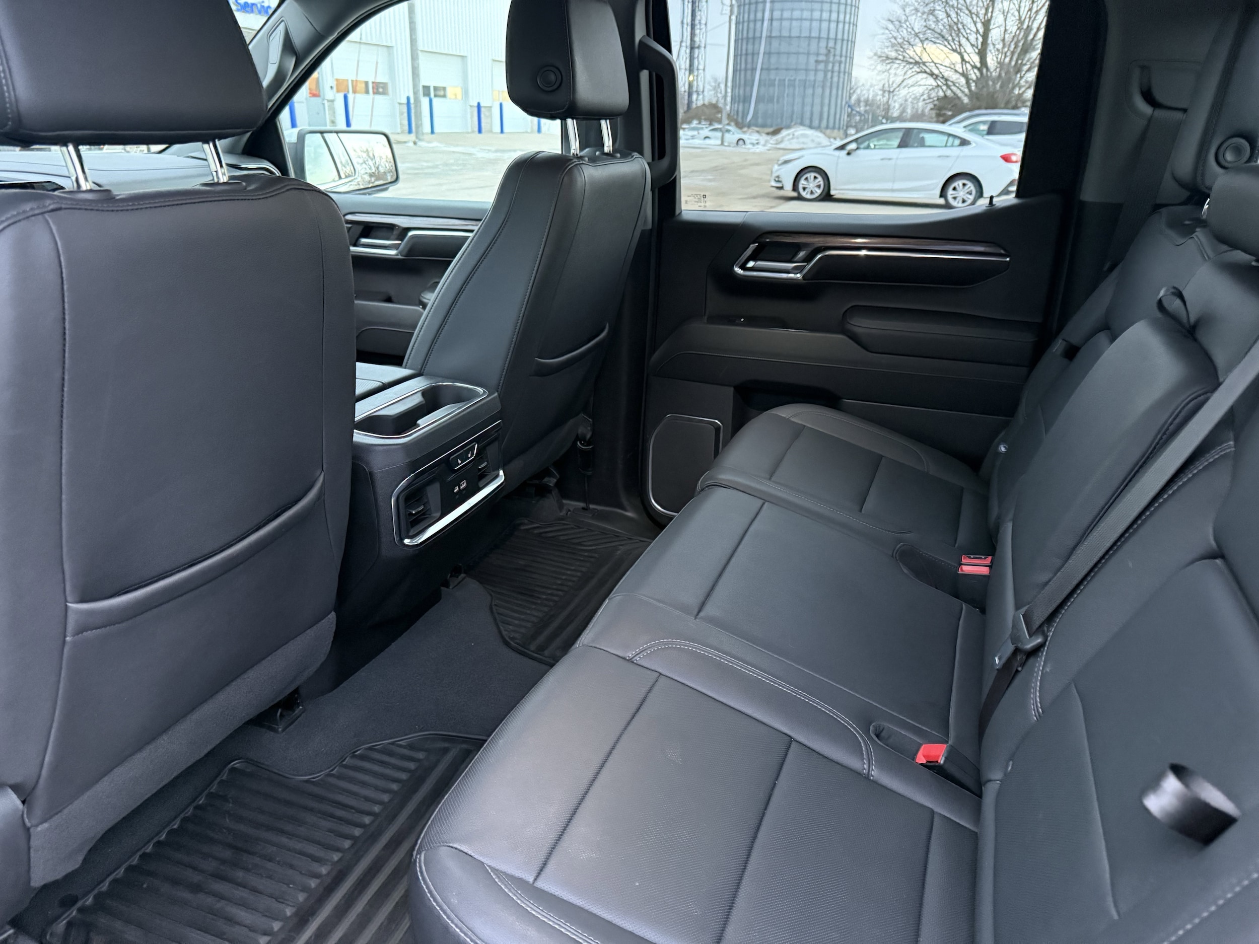 2024 Chevrolet Silverado 1500 LTZ - Photo 33