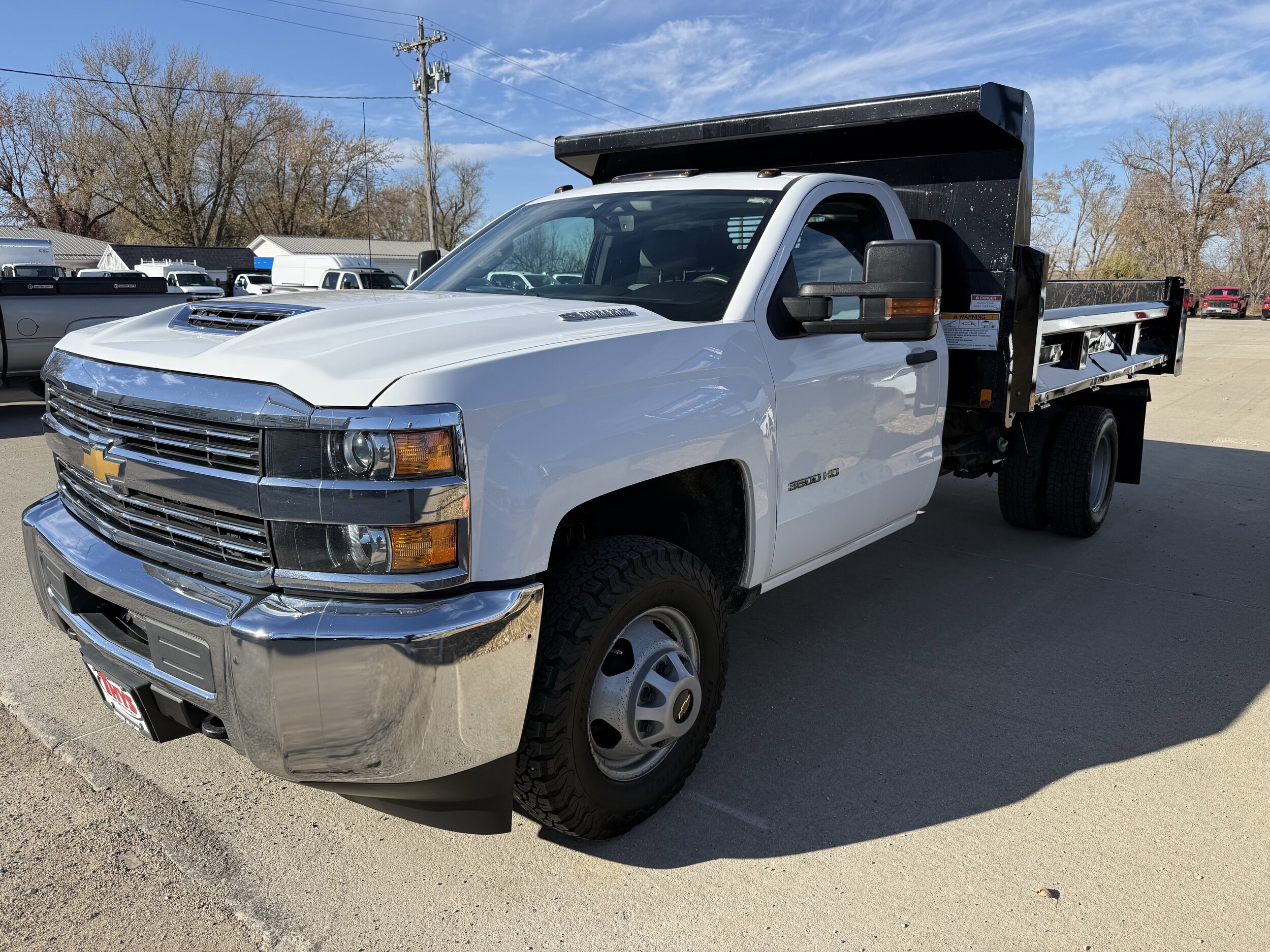 2018 Chevrolet Silverado 3500HD Work Truck photo 2