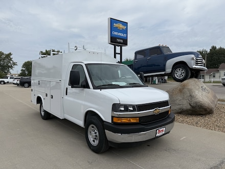 2025 Chevrolet Express Cutaway 3500 1WT Cutaway Van