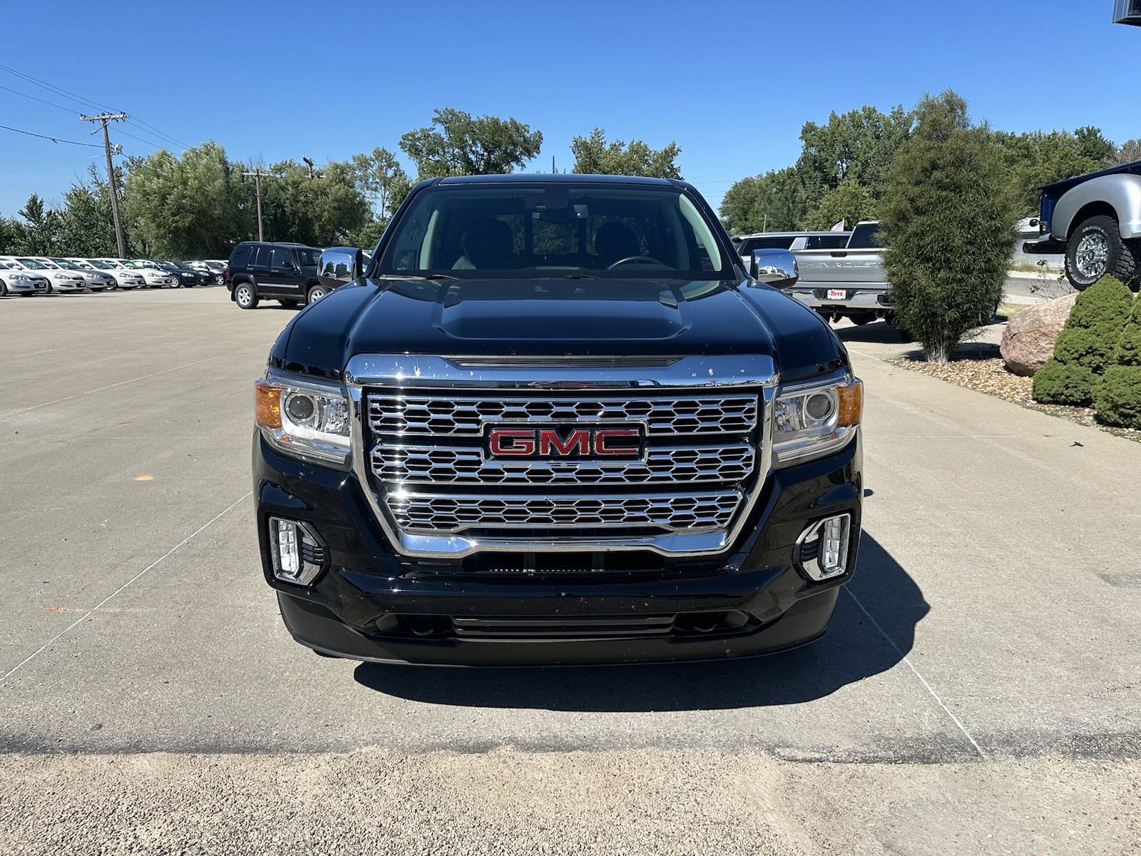 Used 2021 GMC Canyon Denali with VIN 1GTG6EEN8M1241819 for sale in Blairstown, IA