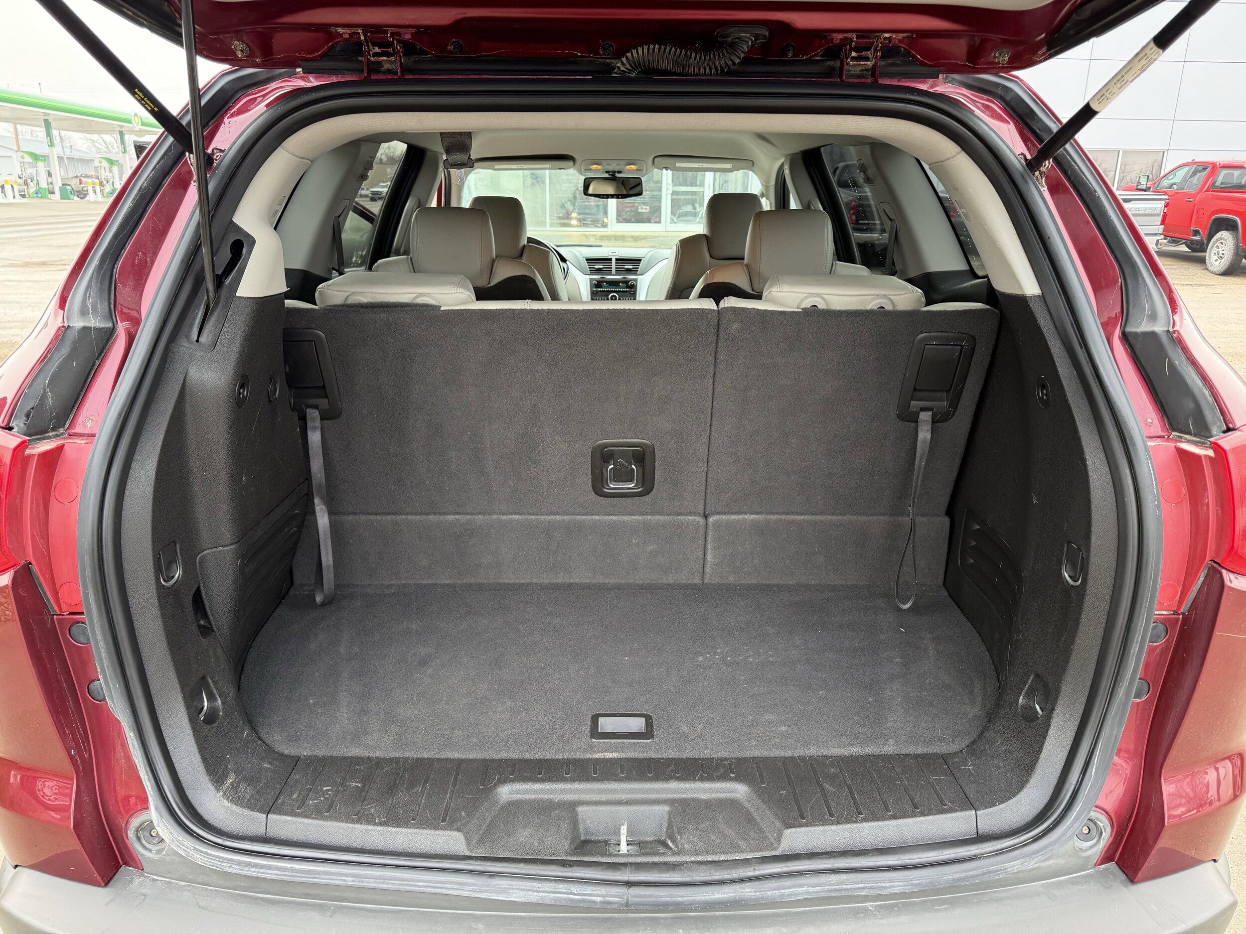 2010 Chevrolet Traverse LTZ - Photo 21