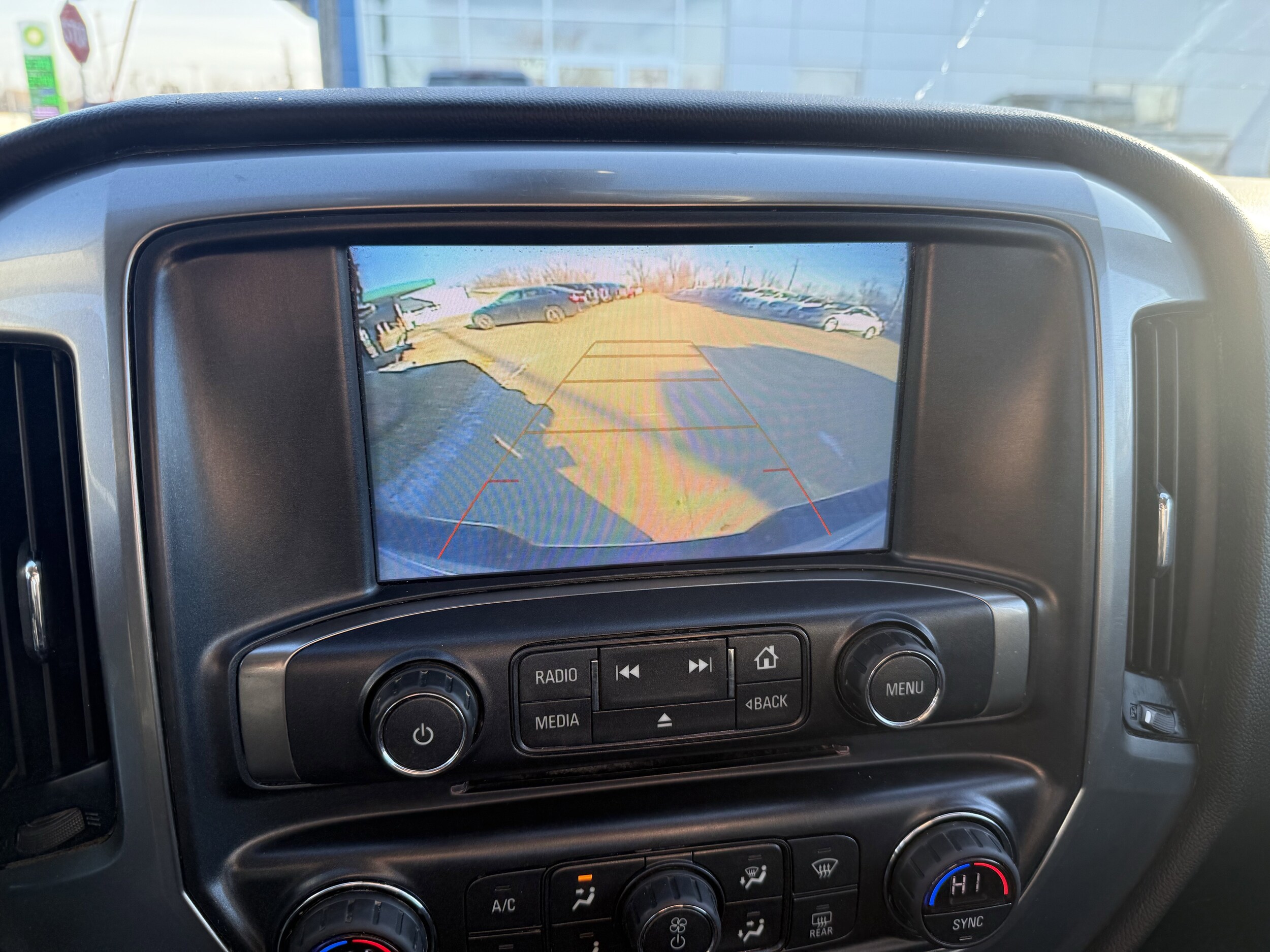 2018 Chevrolet Silverado 1500 LT - Photo 16