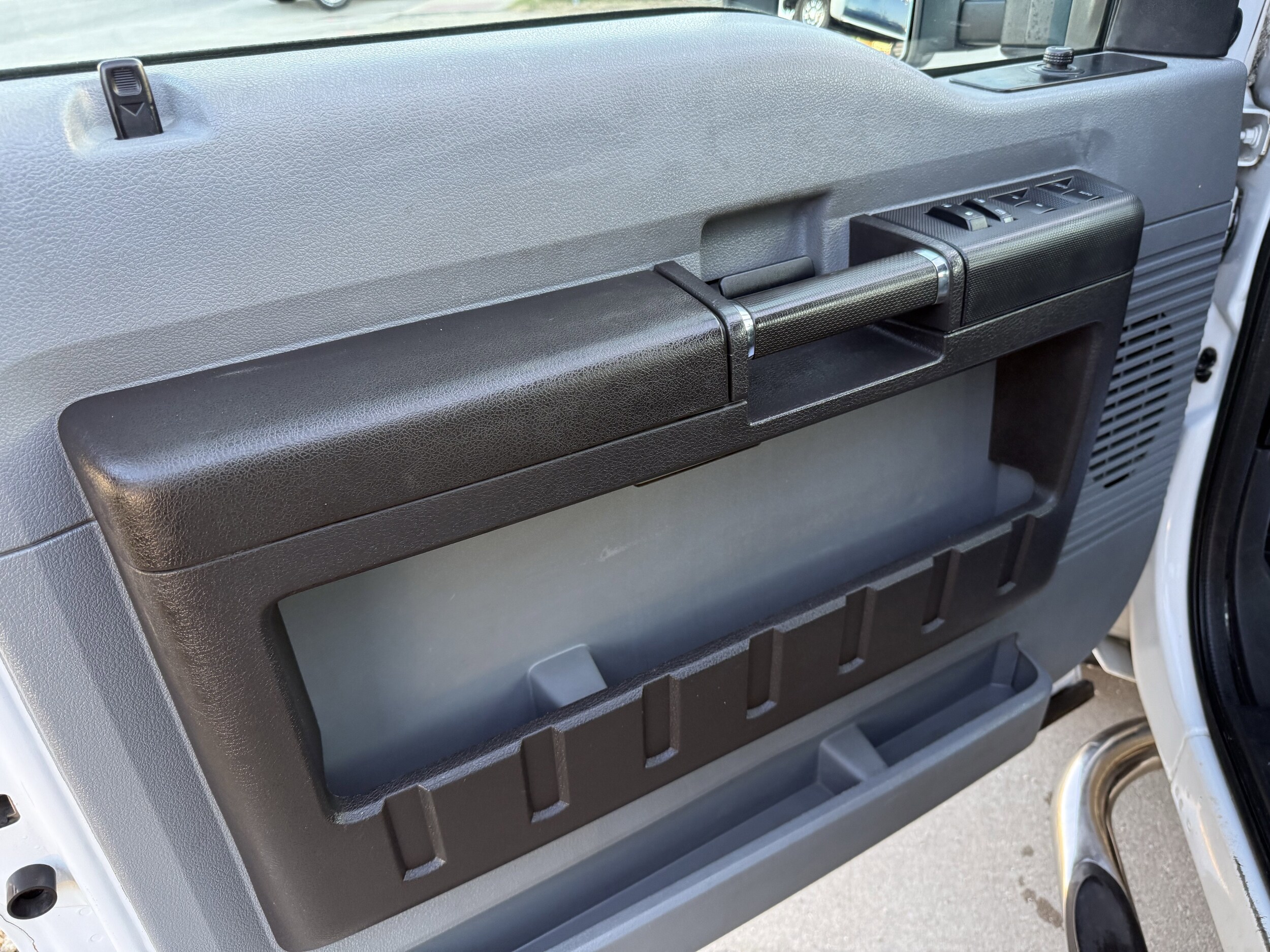 2013 Ford F-450 Super Duty Chassis Cab XL - Photo 13