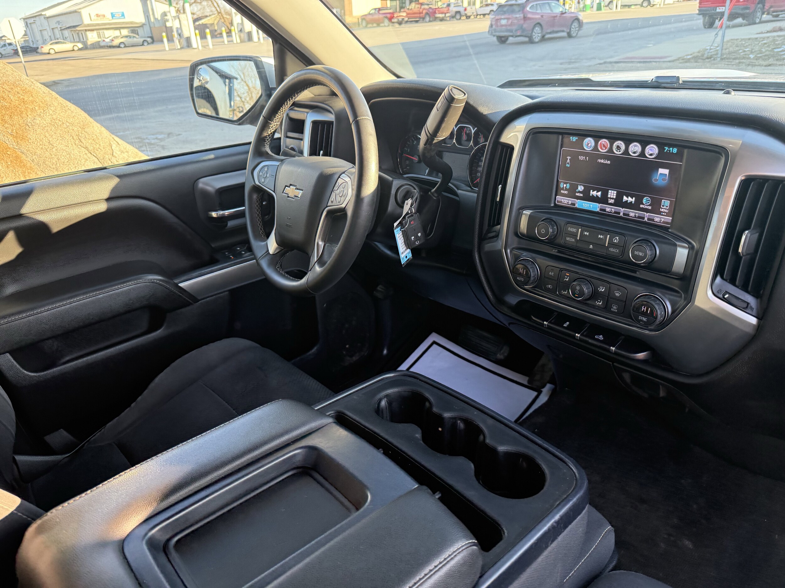 2018 Chevrolet Silverado 1500 LT - Photo 23