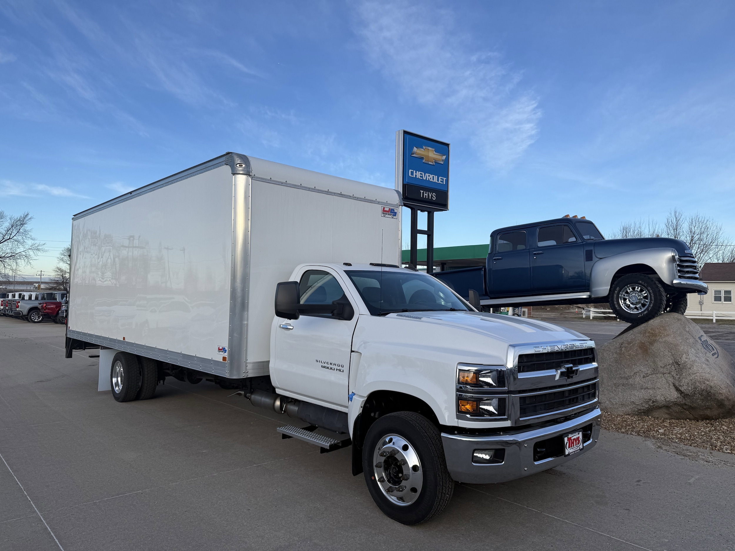 2024 Chevrolet Silverado Base's photo