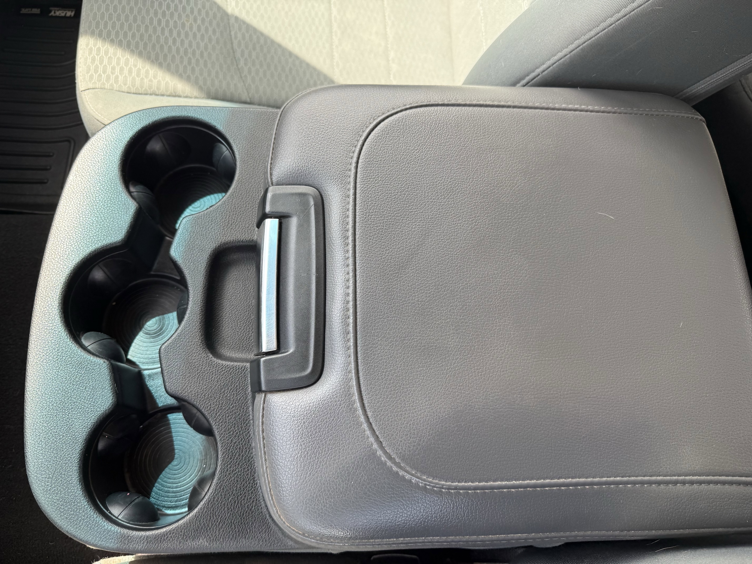 2016 RAM Ram 1500 Pickup SLT - Photo 17