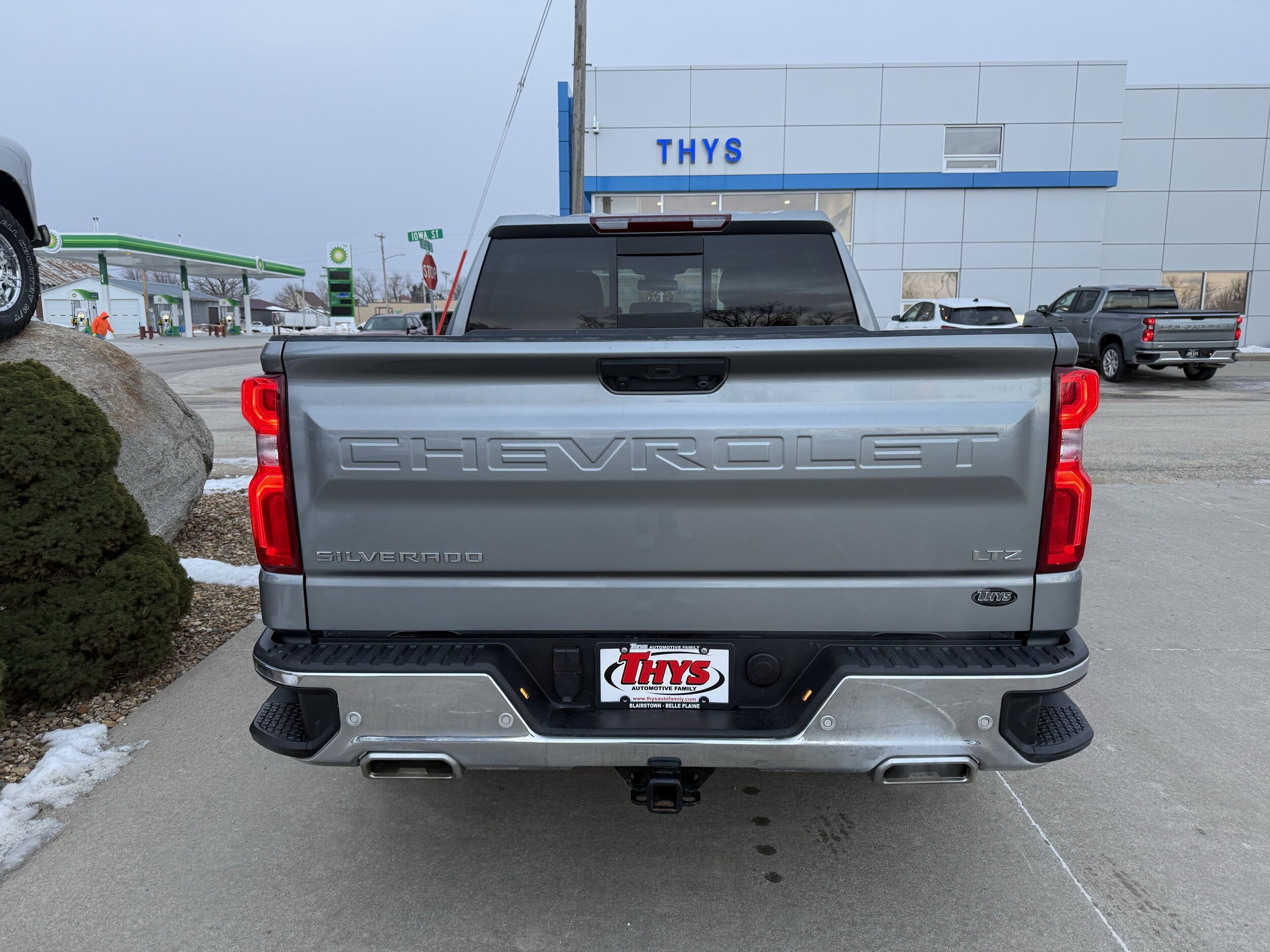 2024 Chevrolet Silverado 1500 LTZ - Photo 6