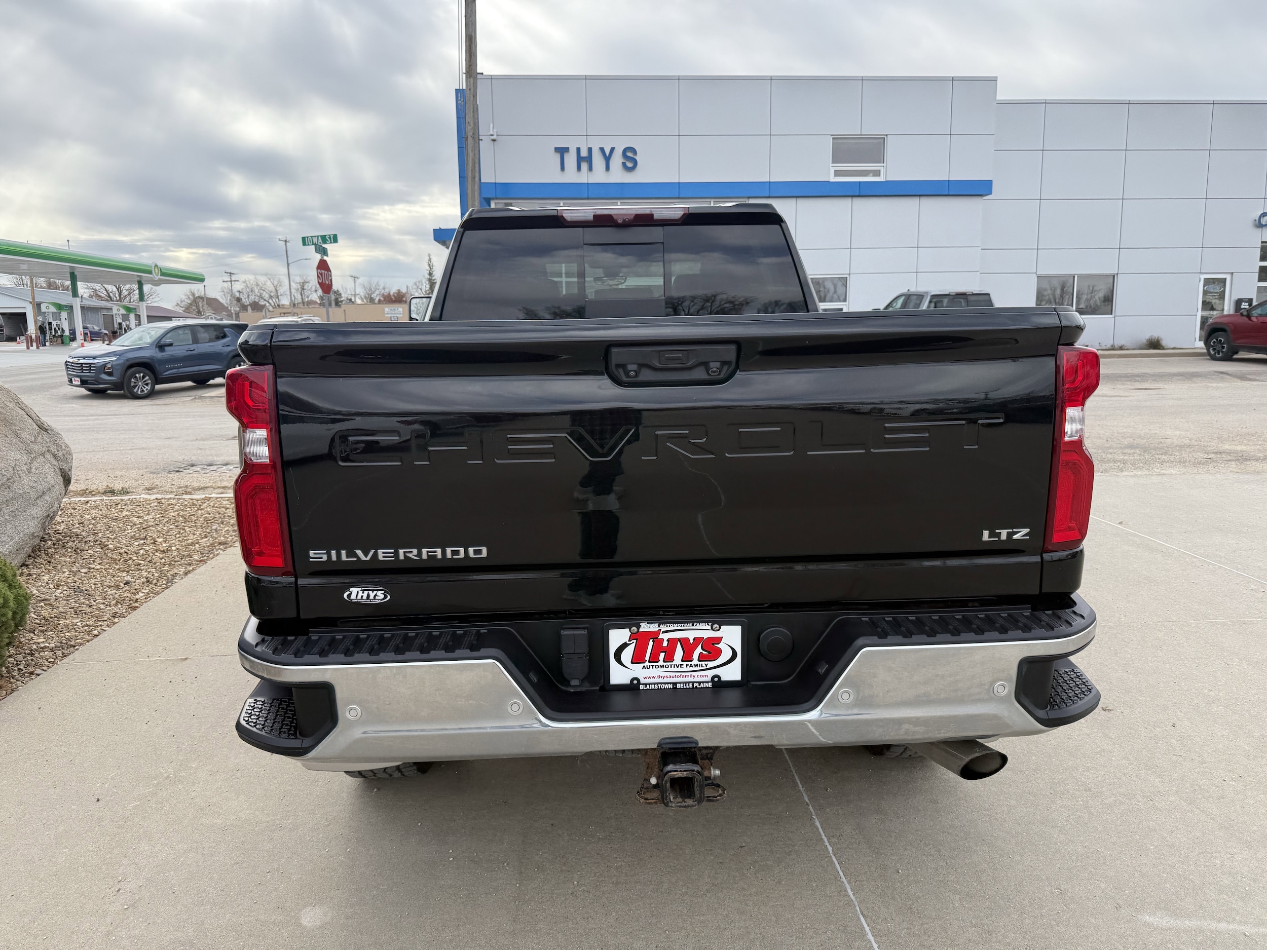 2023 Chevrolet Silverado 3500HD LTZ - Photo 6