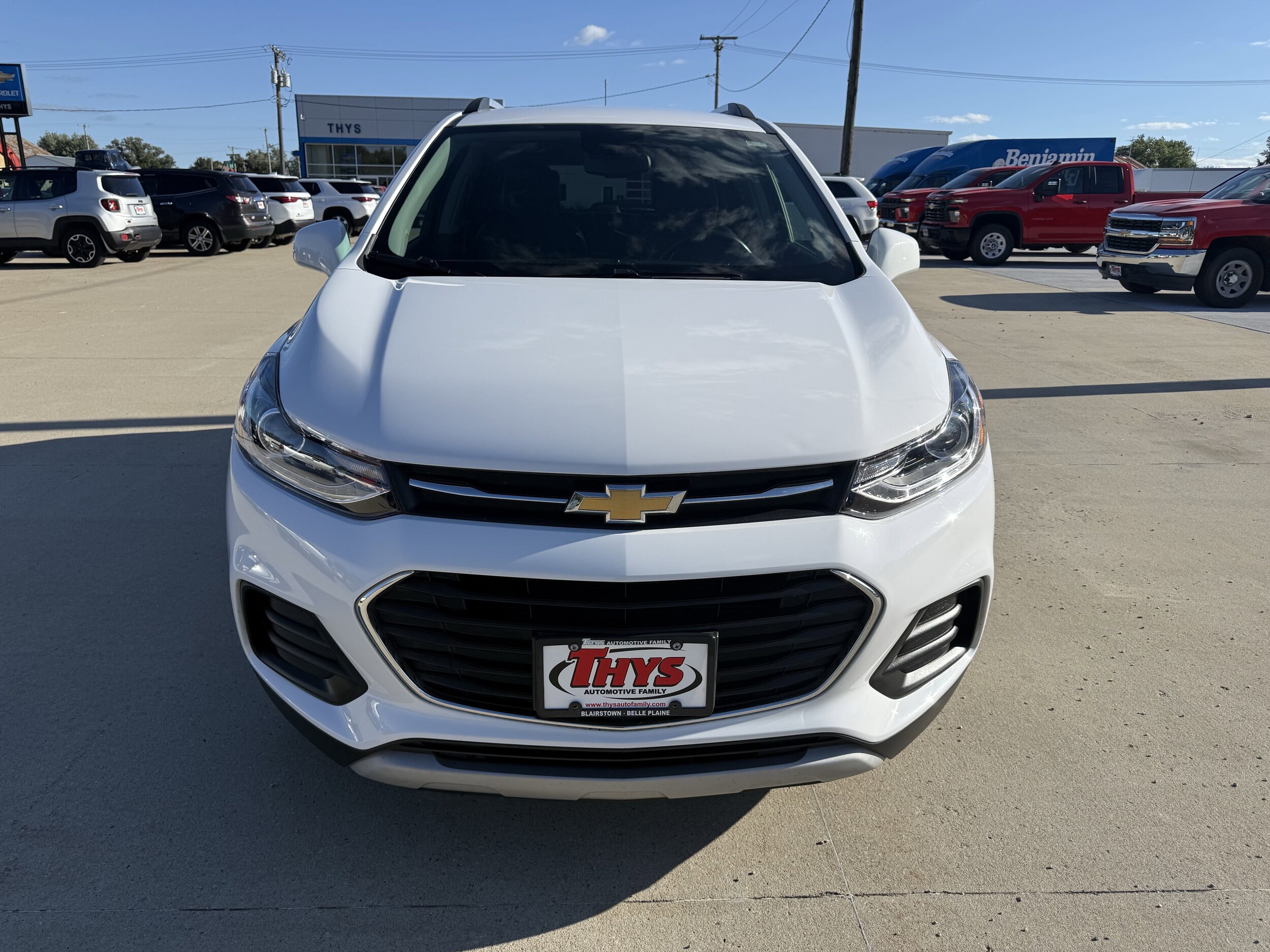 2020 Chevrolet Trax LT photo 2