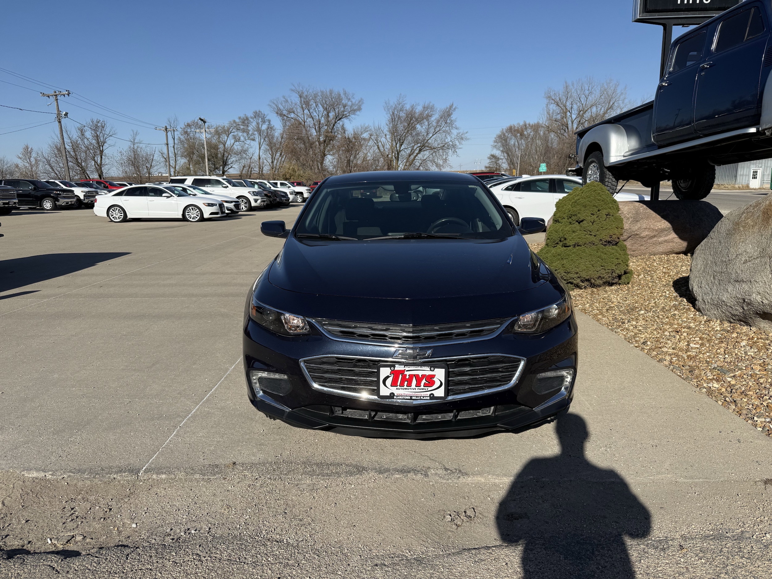 Used 2017 Chevrolet Malibu 1LT with VIN 1G1ZE5ST2HF158855 for sale in Vinton, IA