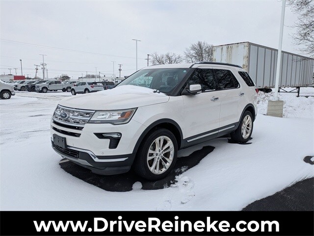 2019 Ford Explorer Limited's photo