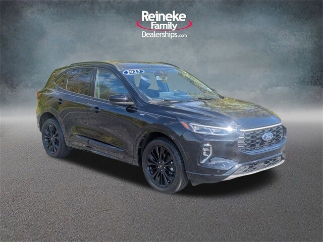 2023 Ford Escape ST-Line Elite photo 3