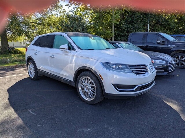 2016 Lincoln MKX Reserve photo 3