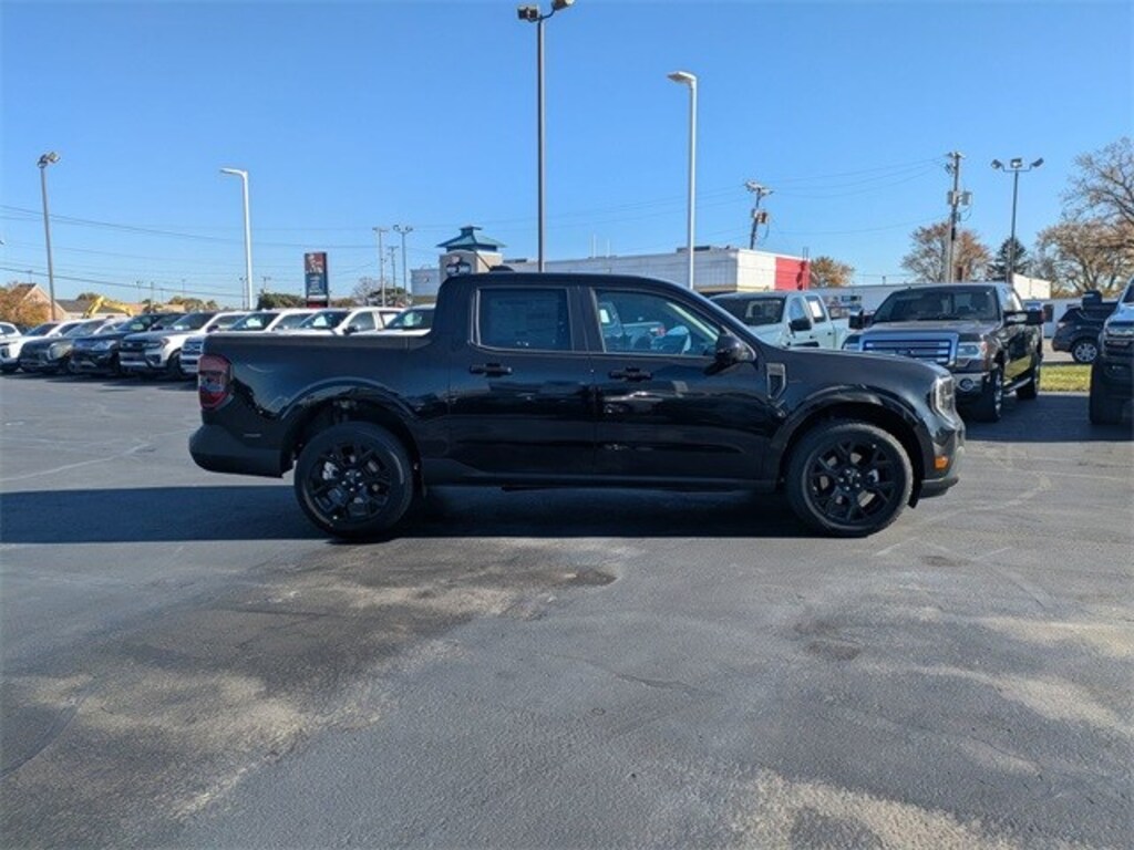 New 2025 Ford Maverick Lariat Truck SuperCrew