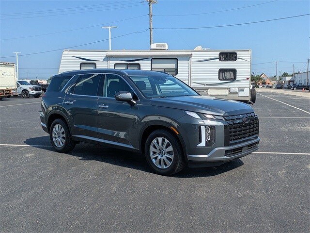 2024 Hyundai Palisade SEL photo 2